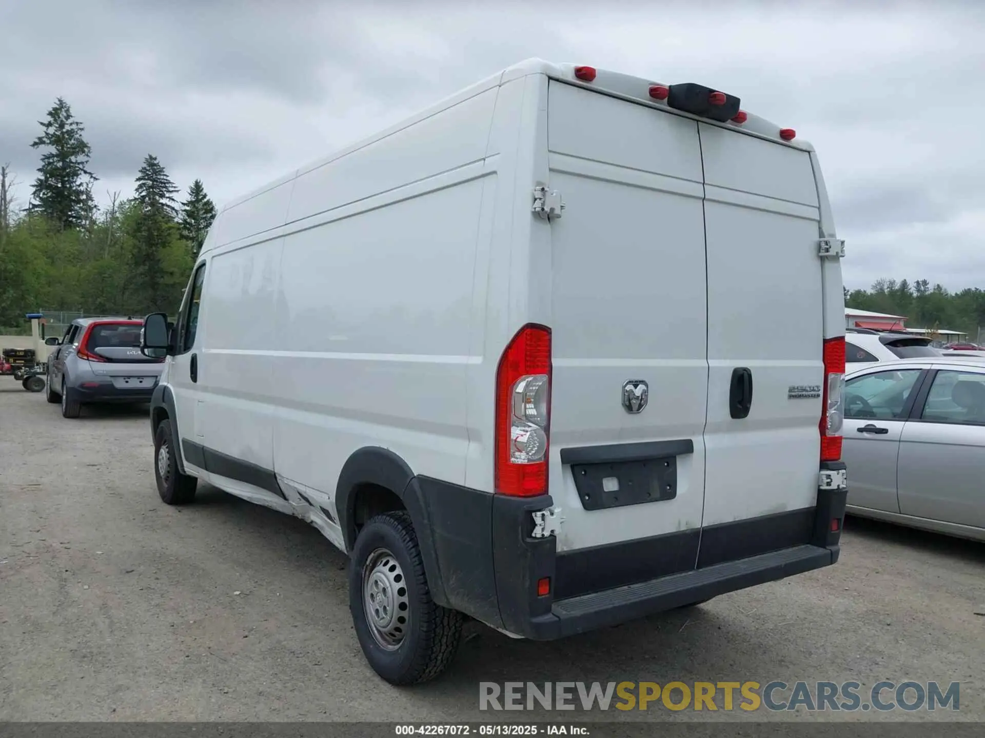 3 Фотография поврежденного автомобиля 3C6LRVDG8SE507527 RAM PROMASTER 2500 2025