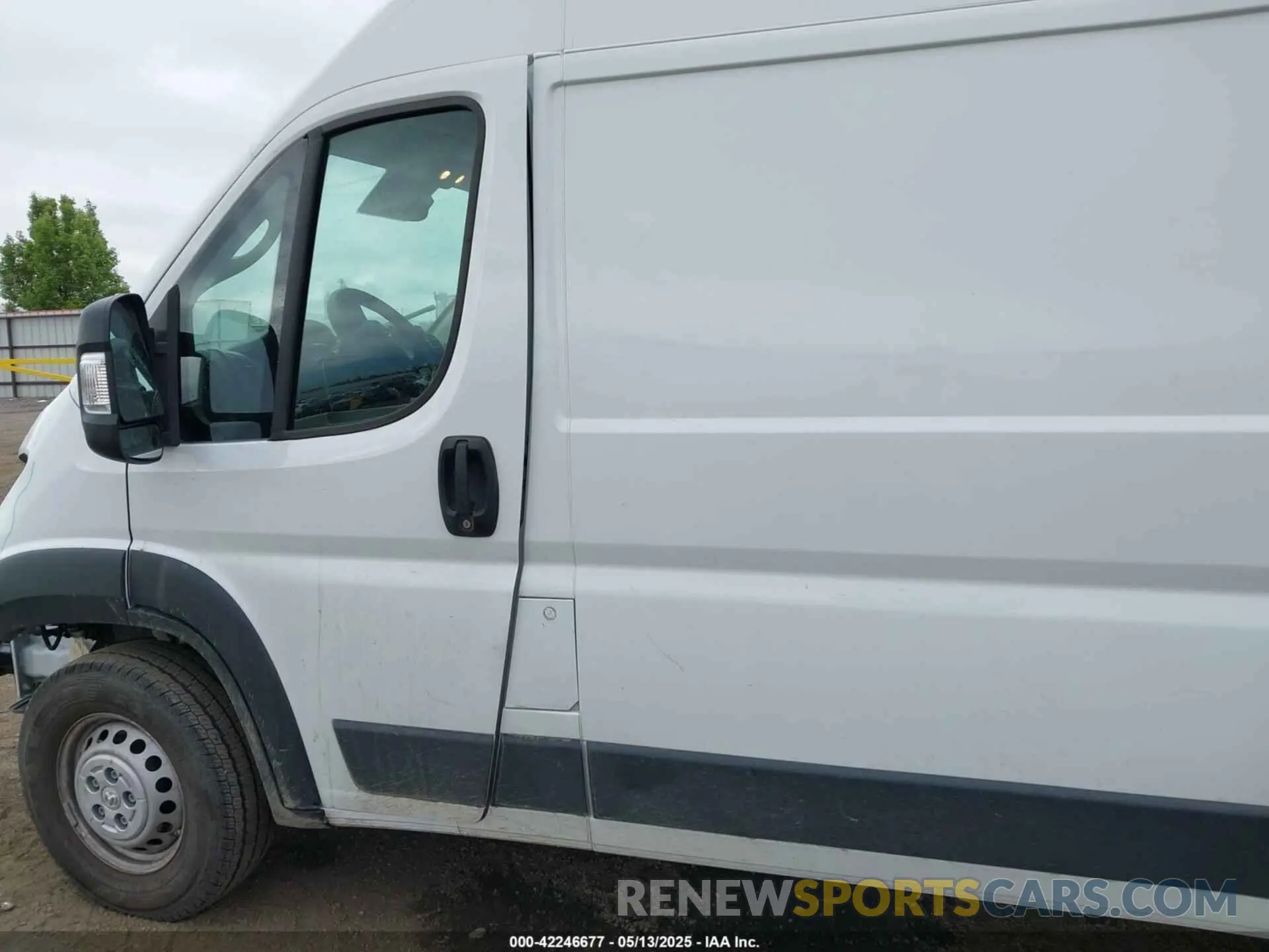 15 Фотография поврежденного автомобиля 3C6LRVDG9SE506516 RAM PROMASTER 2500 2025
