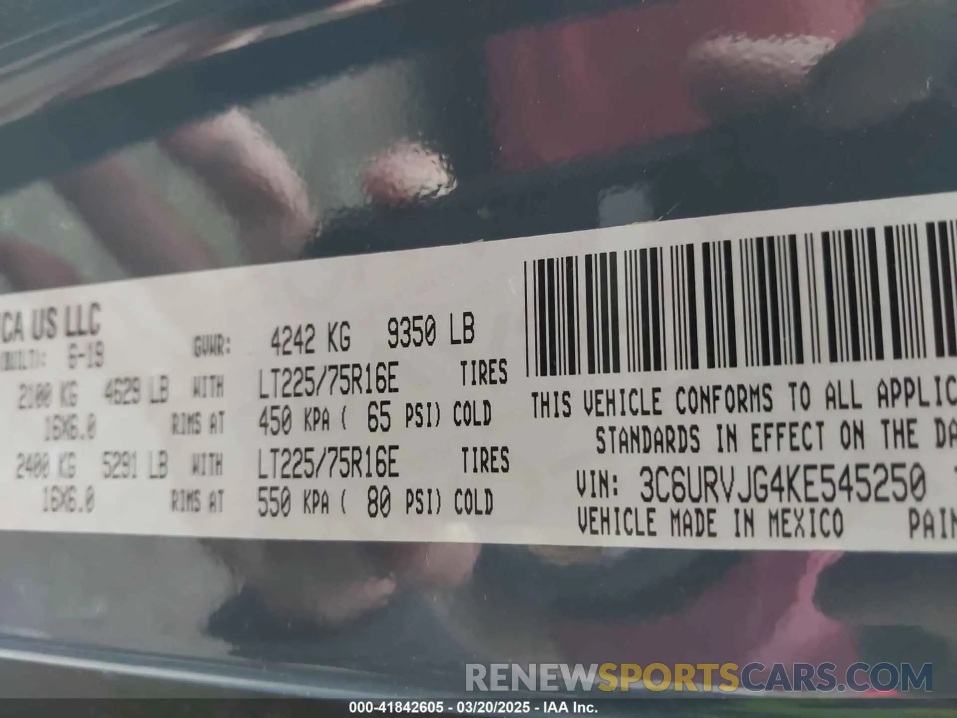 9 Photograph of a damaged car 3C6URVJG4KE545250 RAM PROMASTER 3500 2019