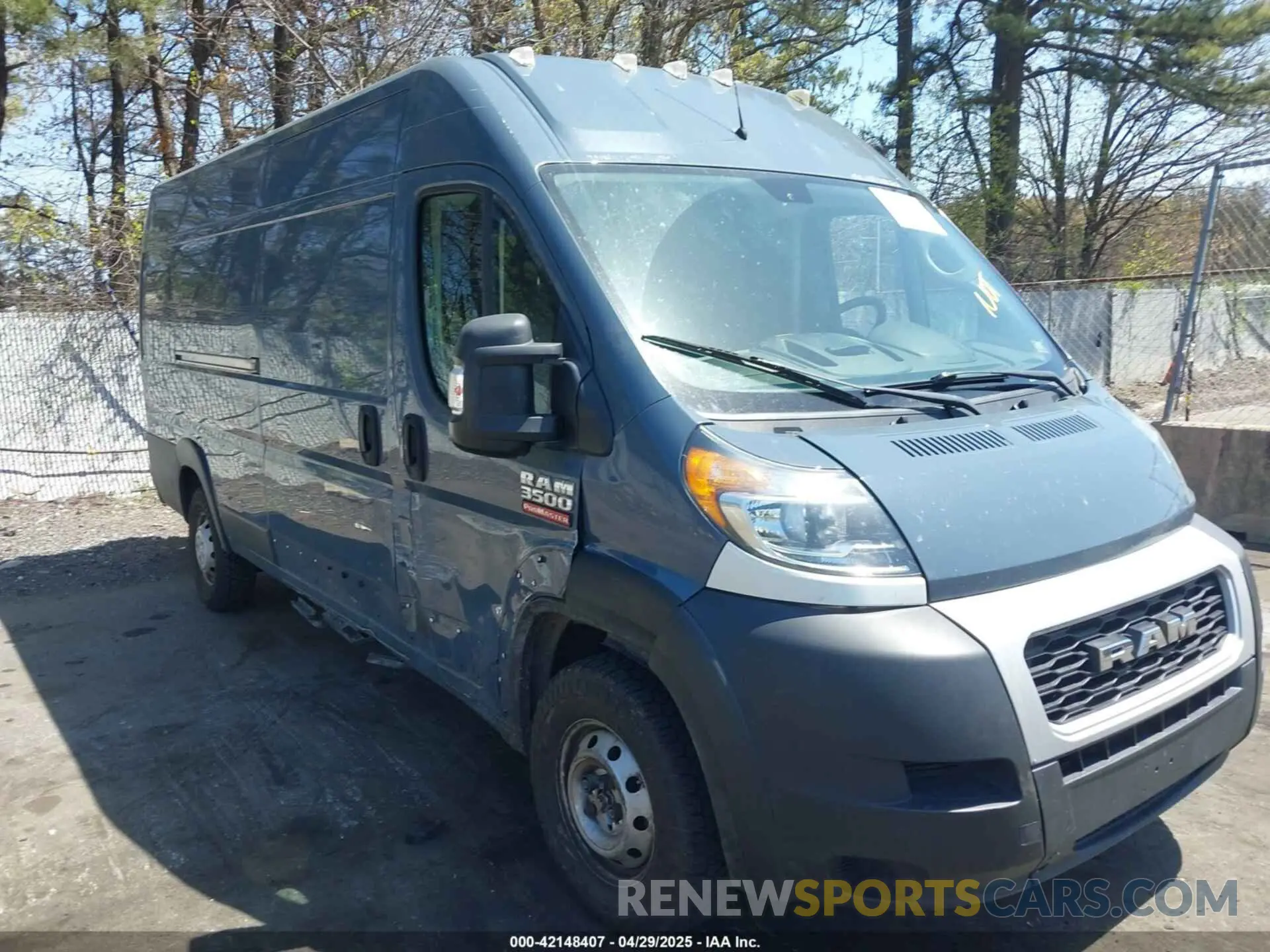 1 Photograph of a damaged car 3C6URVJG5KE554541 RAM PROMASTER 3500 2019