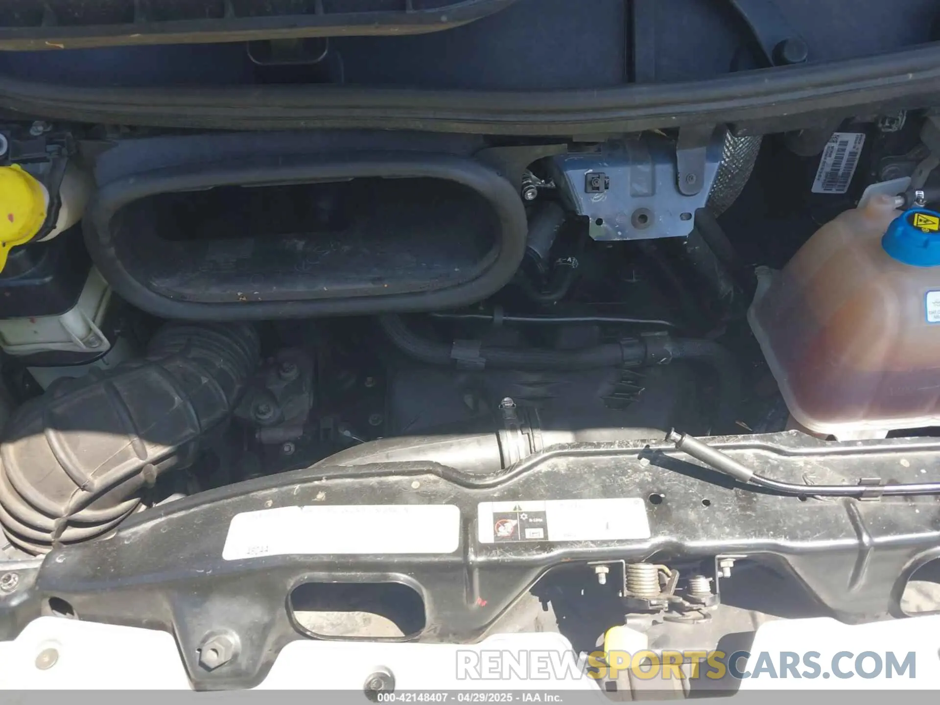 10 Photograph of a damaged car 3C6URVJG5KE554541 RAM PROMASTER 3500 2019