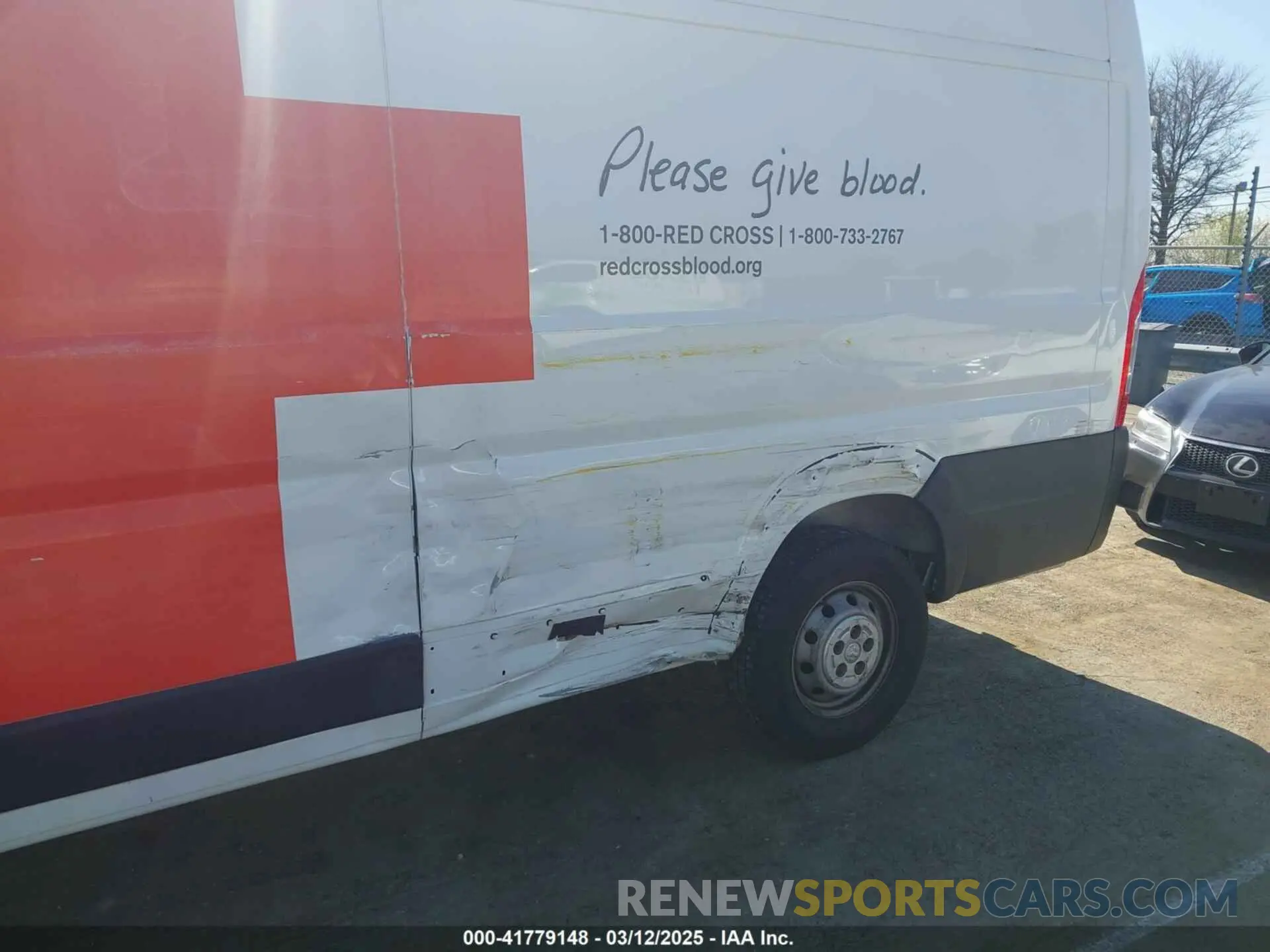 6 Photograph of a damaged car 3C6URVJG6KE560302 RAM PROMASTER 3500 2019