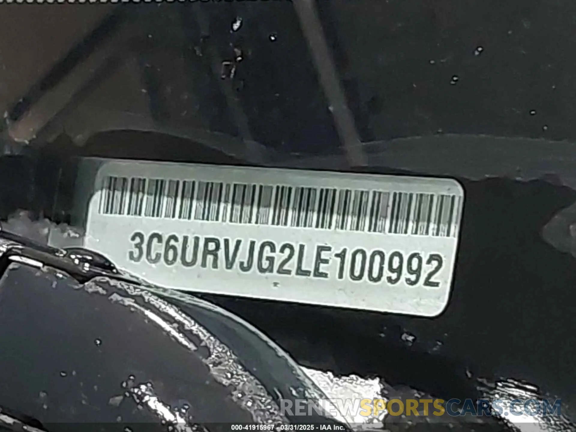 9 Photograph of a damaged car 3C6URVJG2LE100992 RAM PROMASTER 3500 2020