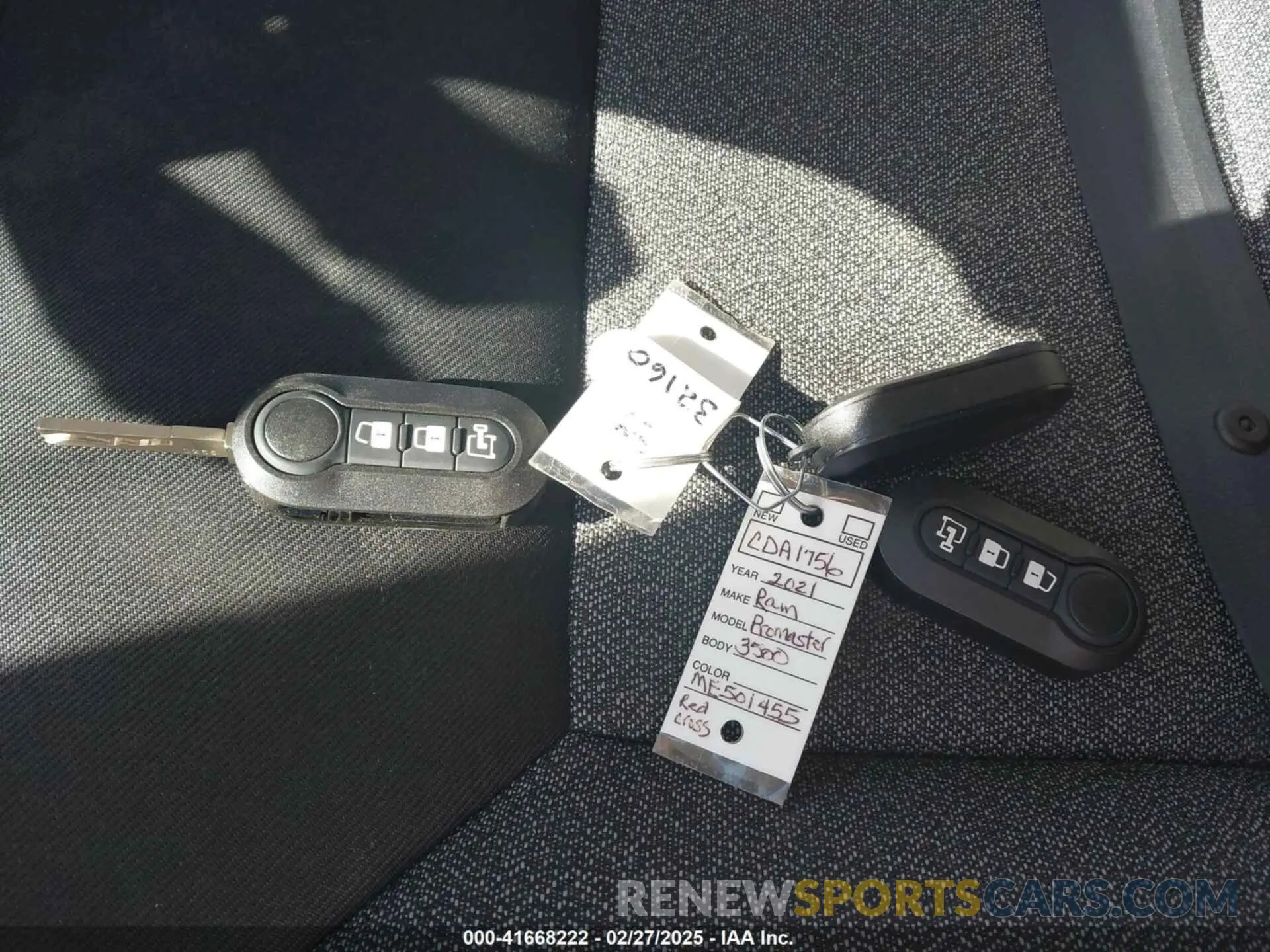 11 Photograph of a damaged car 3C6FRVJG6ME501455 RAM PROMASTER 3500 2021