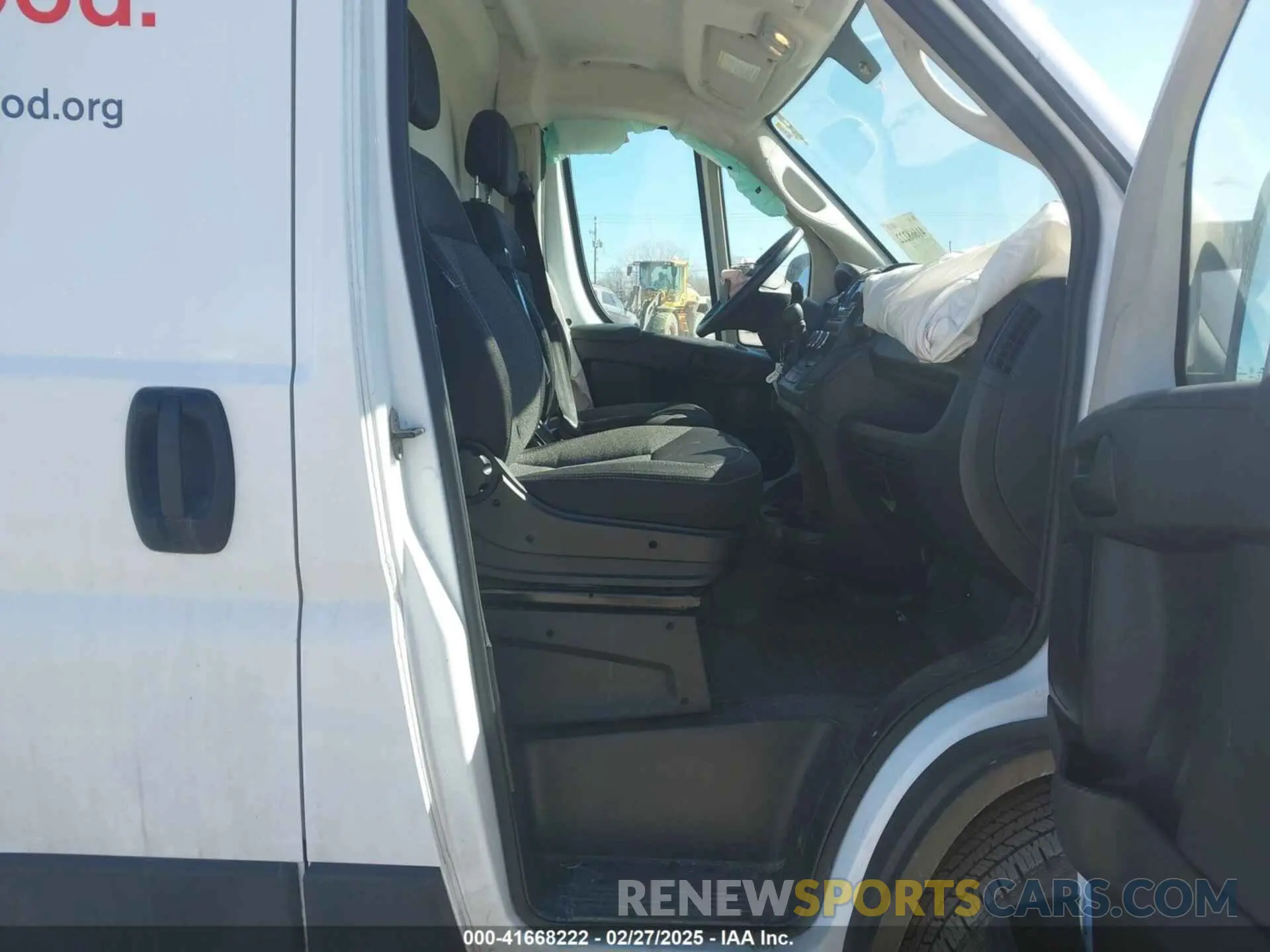 5 Photograph of a damaged car 3C6FRVJG6ME501455 RAM PROMASTER 3500 2021