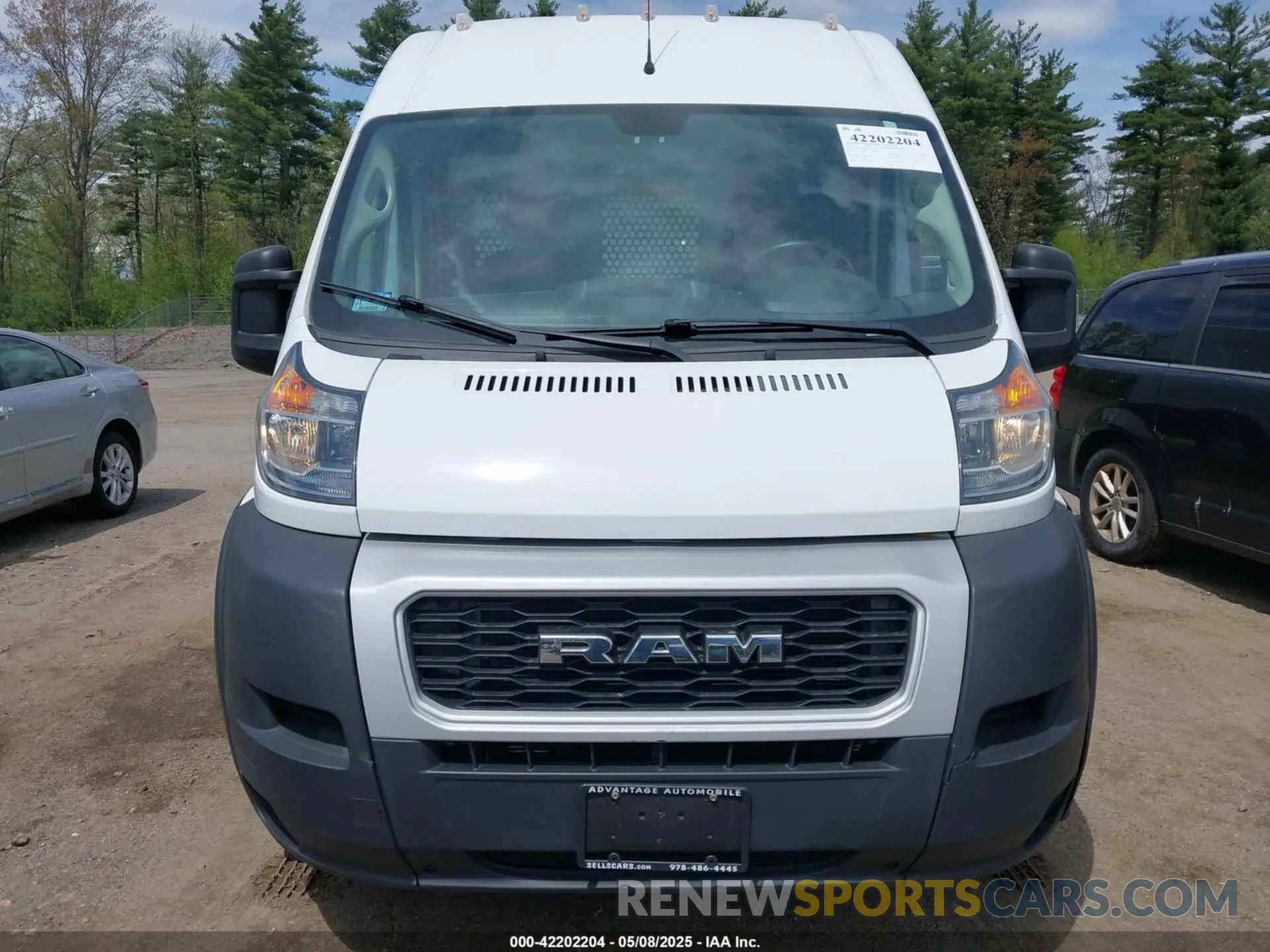 13 Photograph of a damaged car 3C6MRVJG2ME513321 RAM PROMASTER 3500 2021