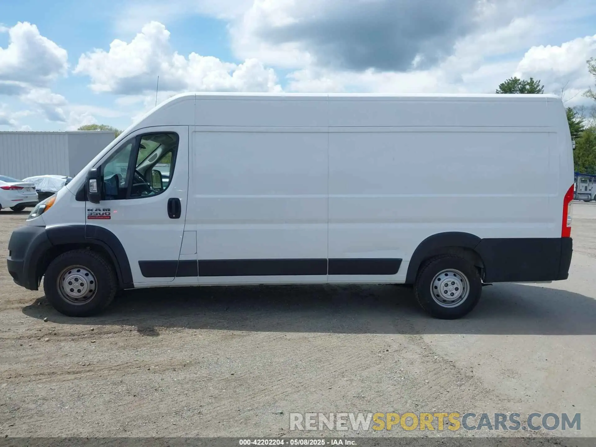 15 Photograph of a damaged car 3C6MRVJG2ME513321 RAM PROMASTER 3500 2021