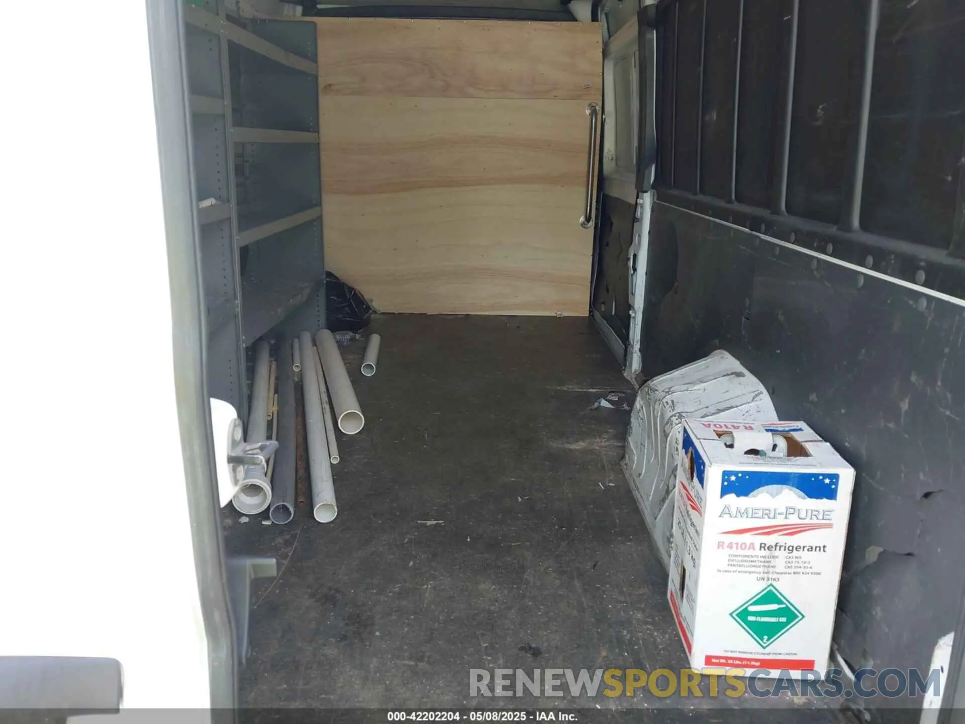 8 Photograph of a damaged car 3C6MRVJG2ME513321 RAM PROMASTER 3500 2021