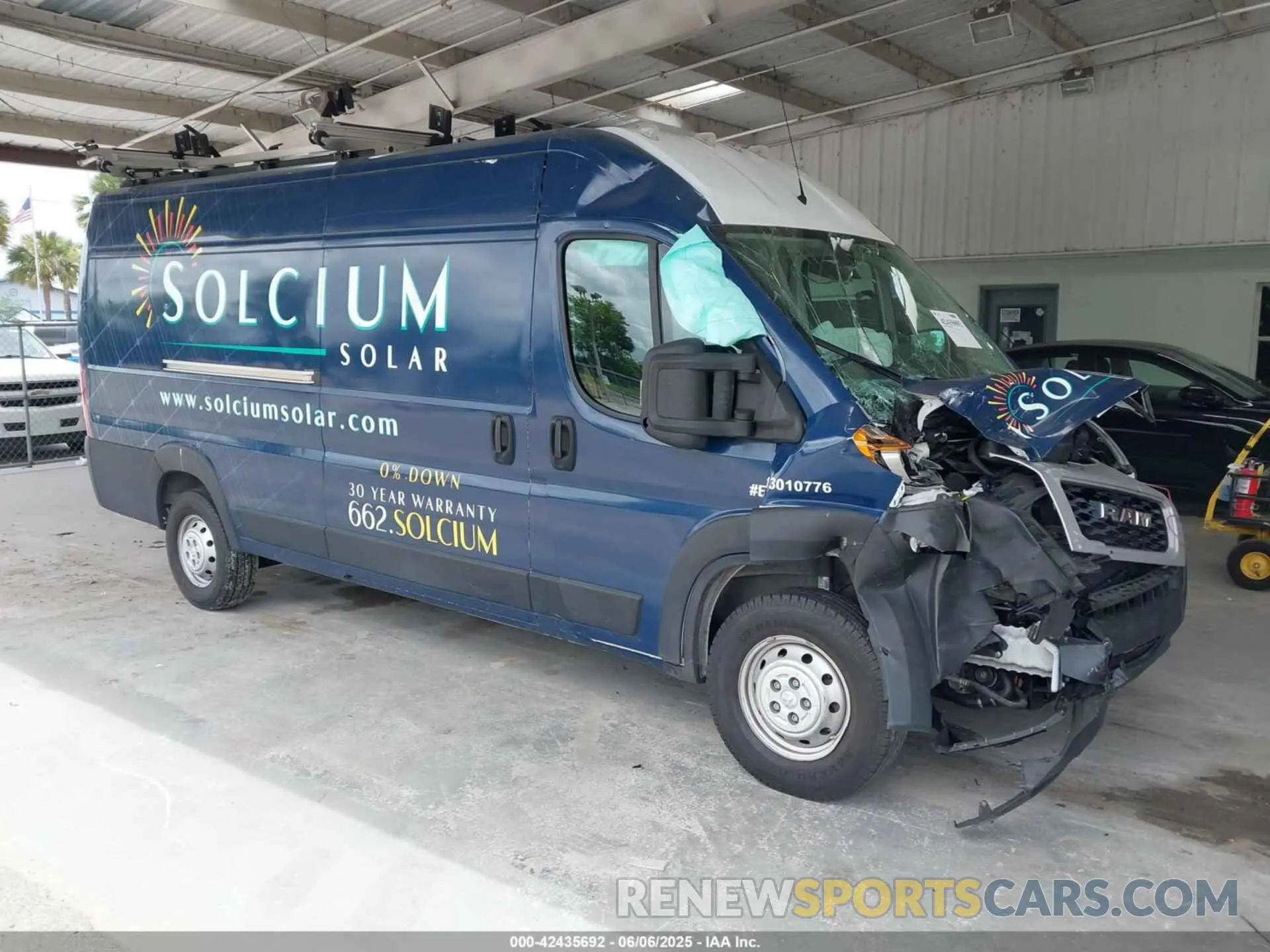 1 Photograph of a damaged car 3C6MRVJG2ME566536 RAM PROMASTER 3500 2021