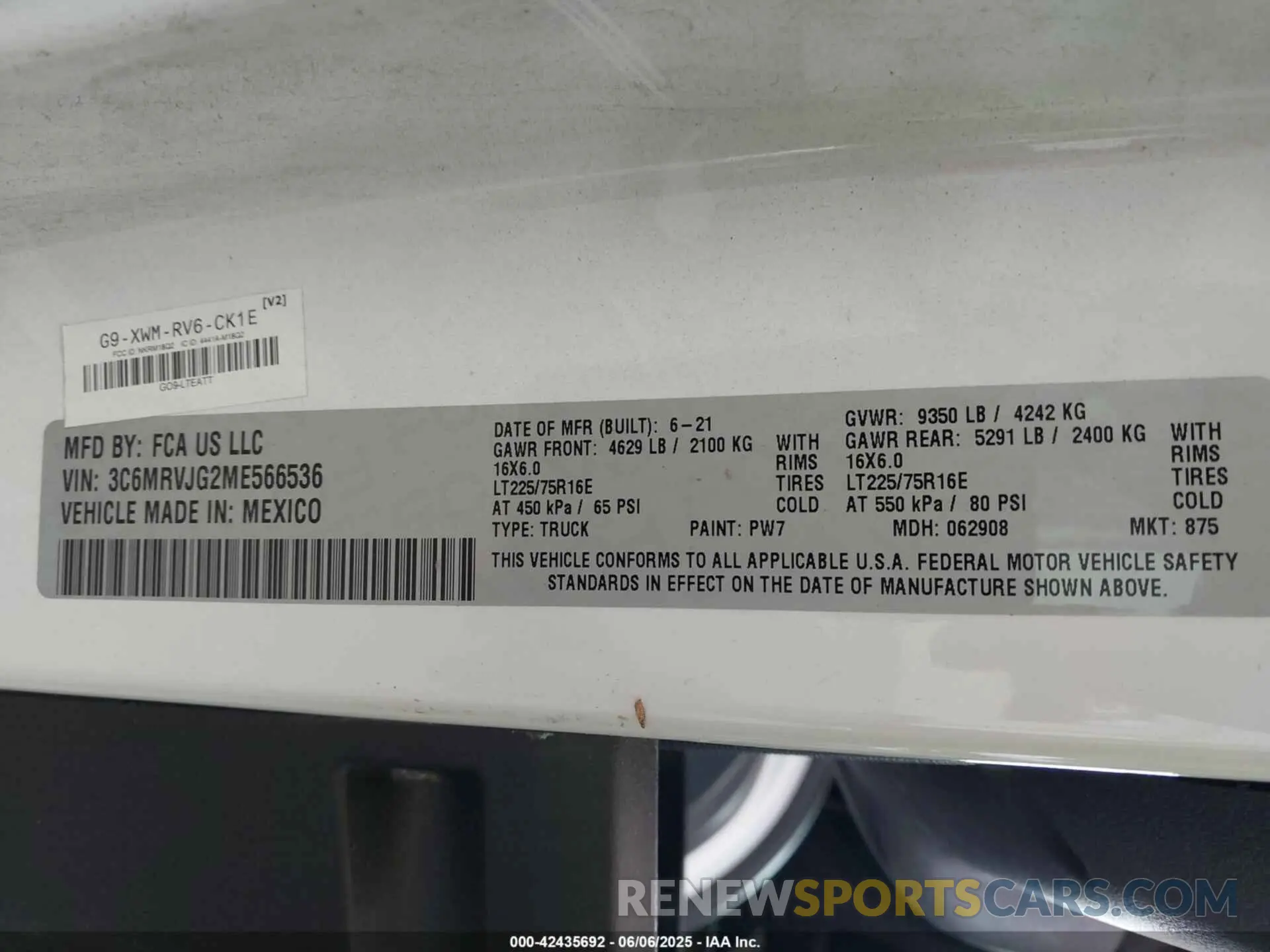 9 Photograph of a damaged car 3C6MRVJG2ME566536 RAM PROMASTER 3500 2021