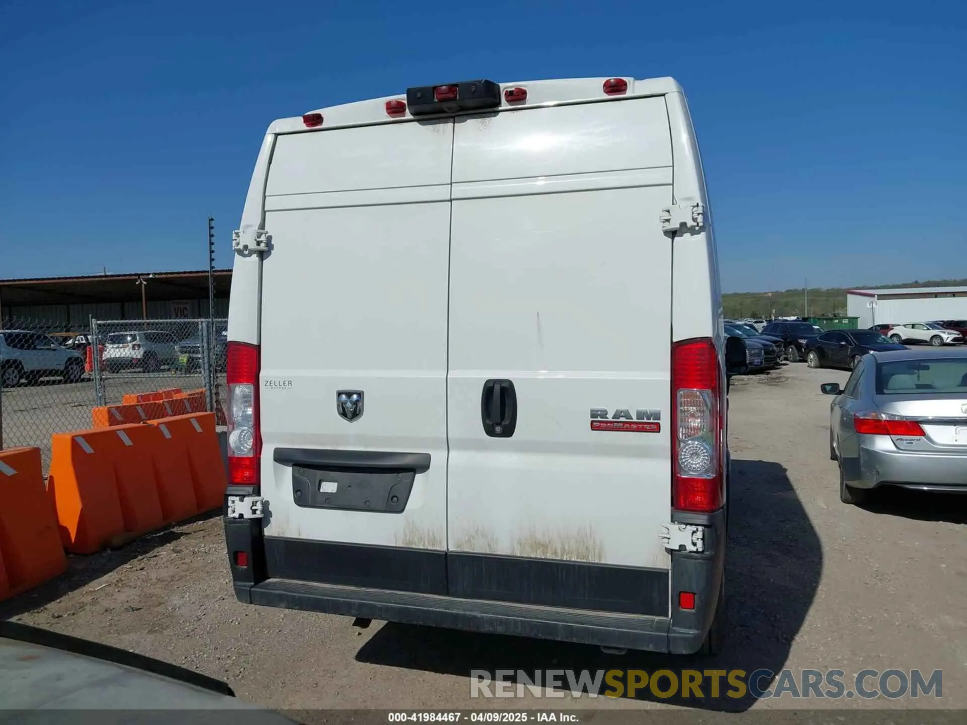 17 Фотография поврежденного автомобиля 3C6MRVJG4ME590174 RAM PROMASTER 3500 2021