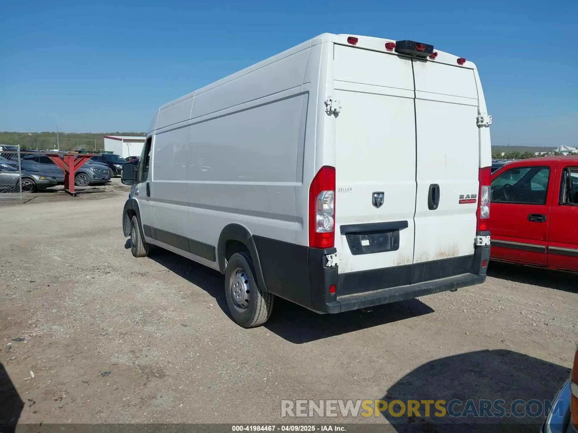 3 Фотография поврежденного автомобиля 3C6MRVJG4ME590174 RAM PROMASTER 3500 2021