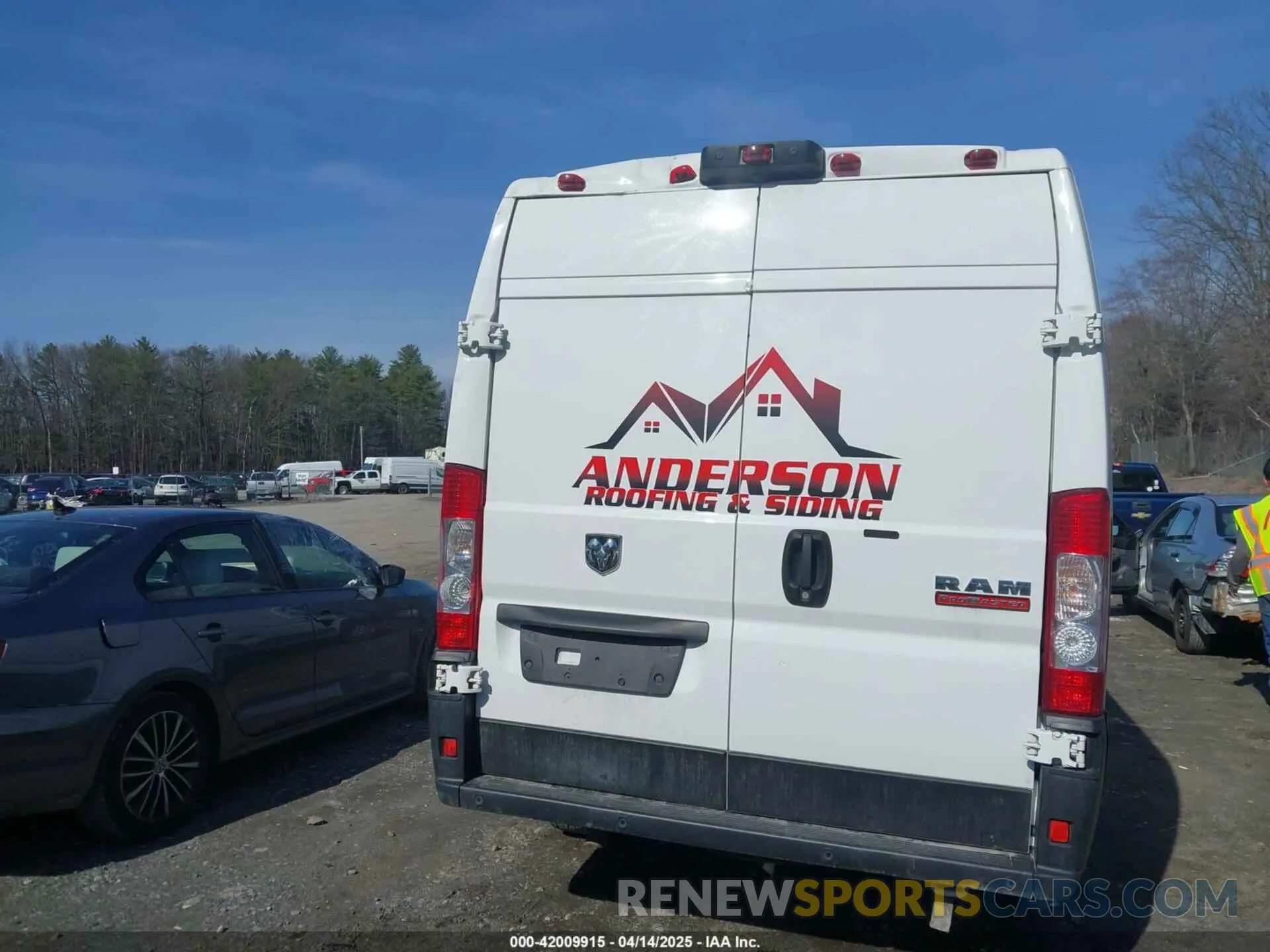16 Photograph of a damaged car 3C6MRVJG5ME511742 RAM PROMASTER 3500 2021