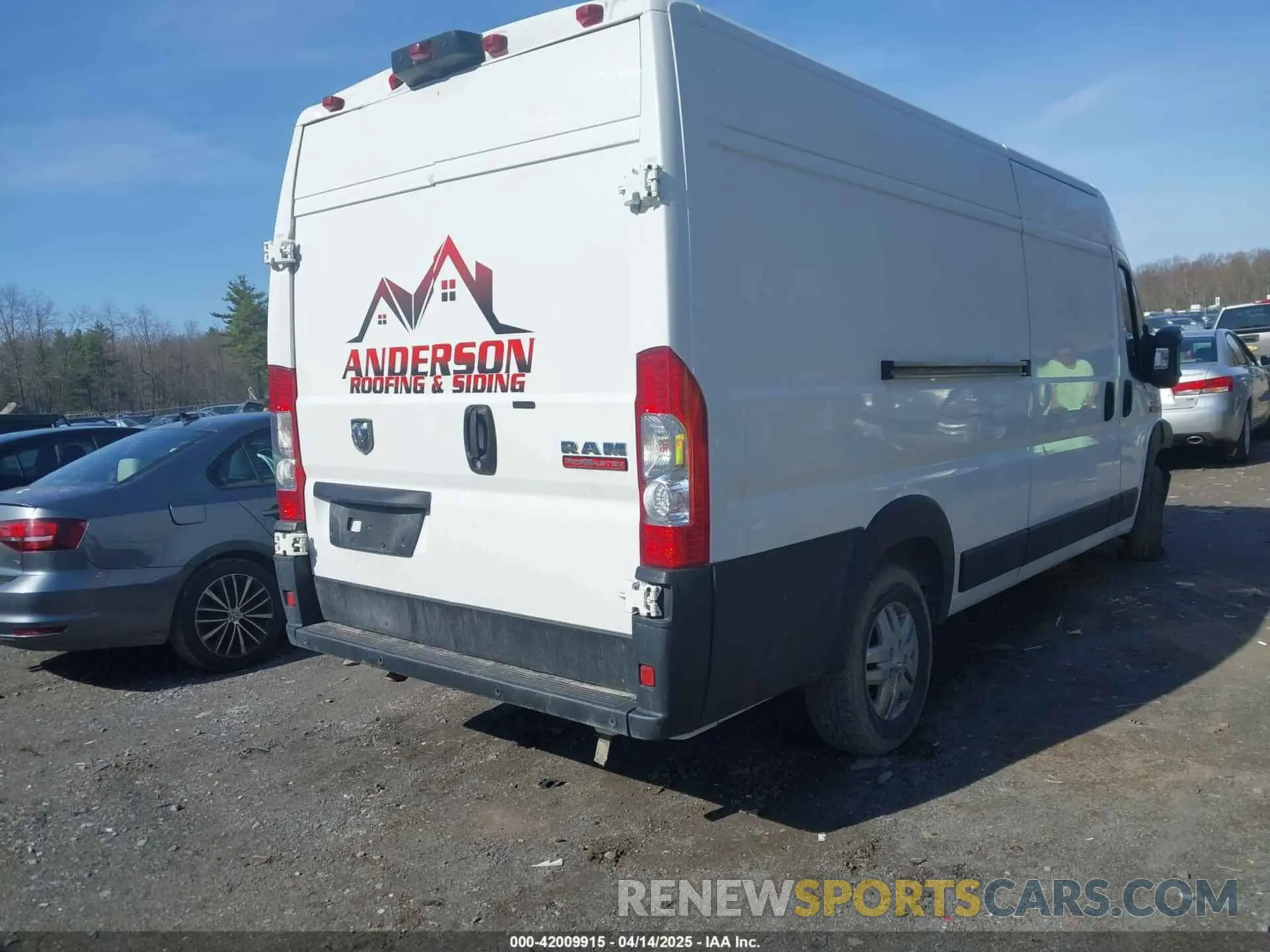 4 Photograph of a damaged car 3C6MRVJG5ME511742 RAM PROMASTER 3500 2021