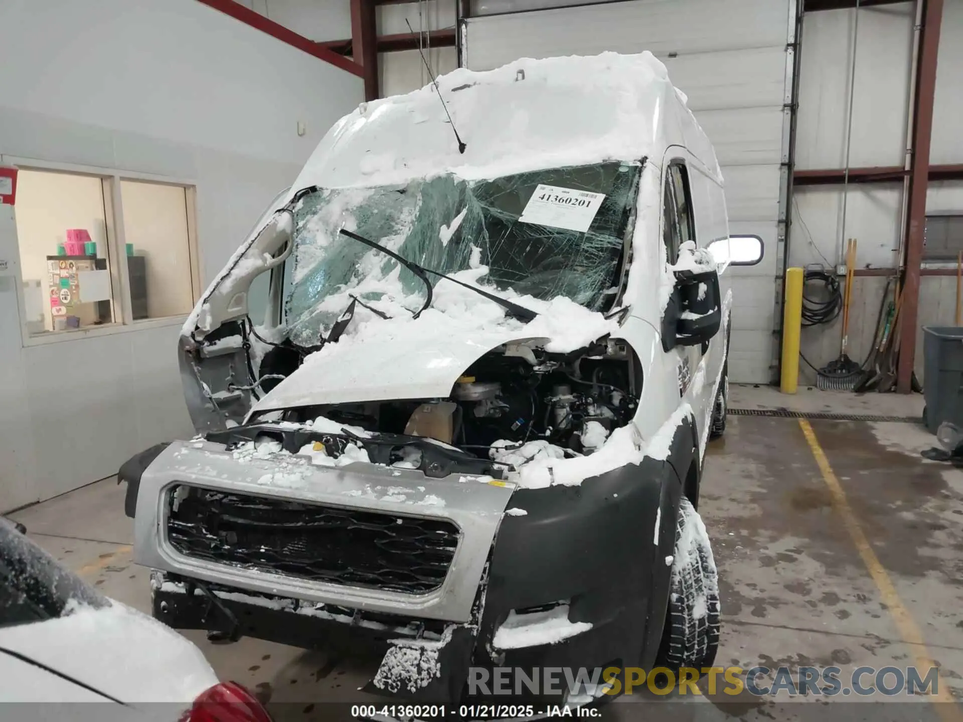 12 Photograph of a damaged car 3C6MRVJG6ME577233 RAM PROMASTER 3500 2021