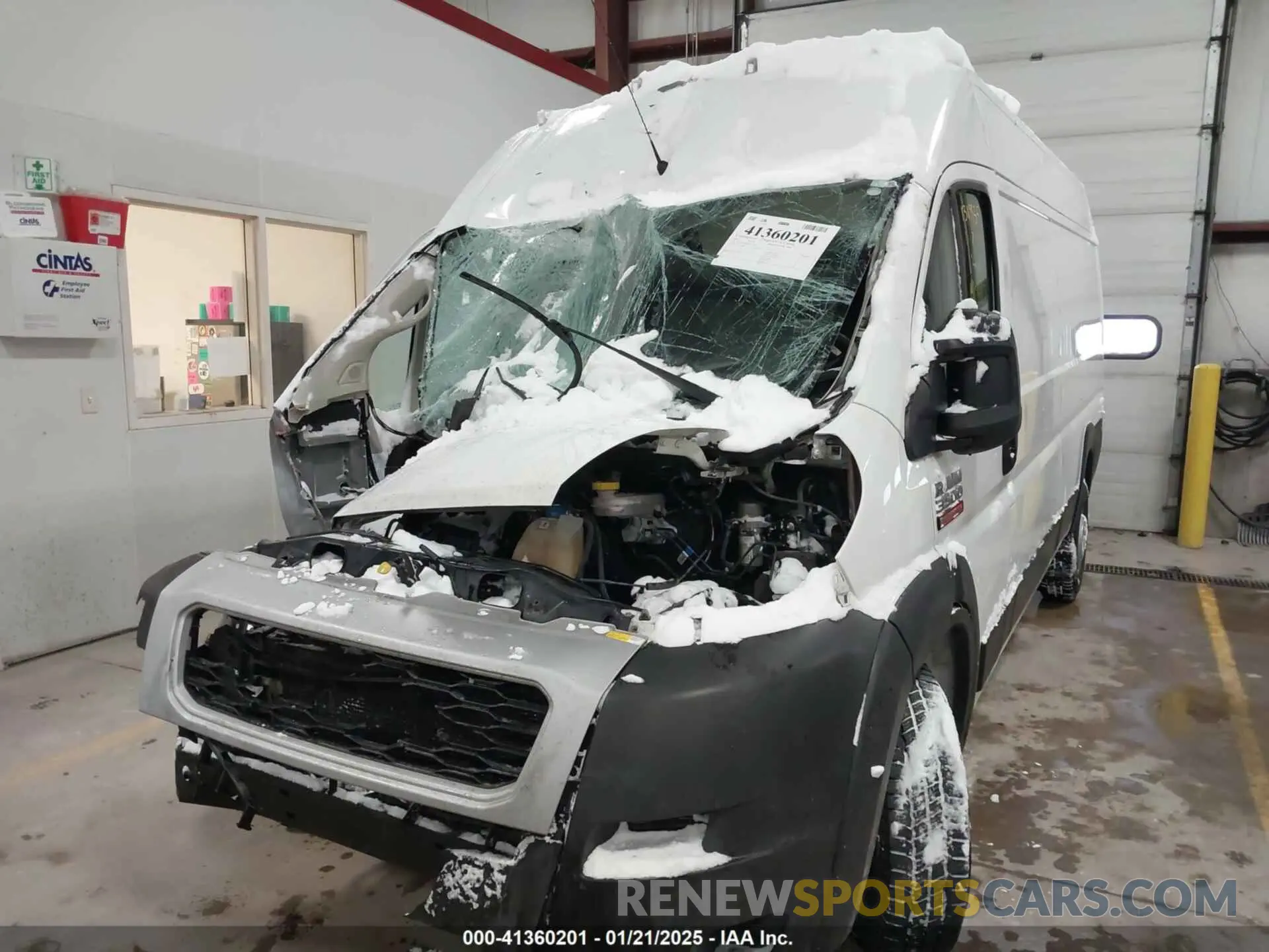 6 Photograph of a damaged car 3C6MRVJG6ME577233 RAM PROMASTER 3500 2021
