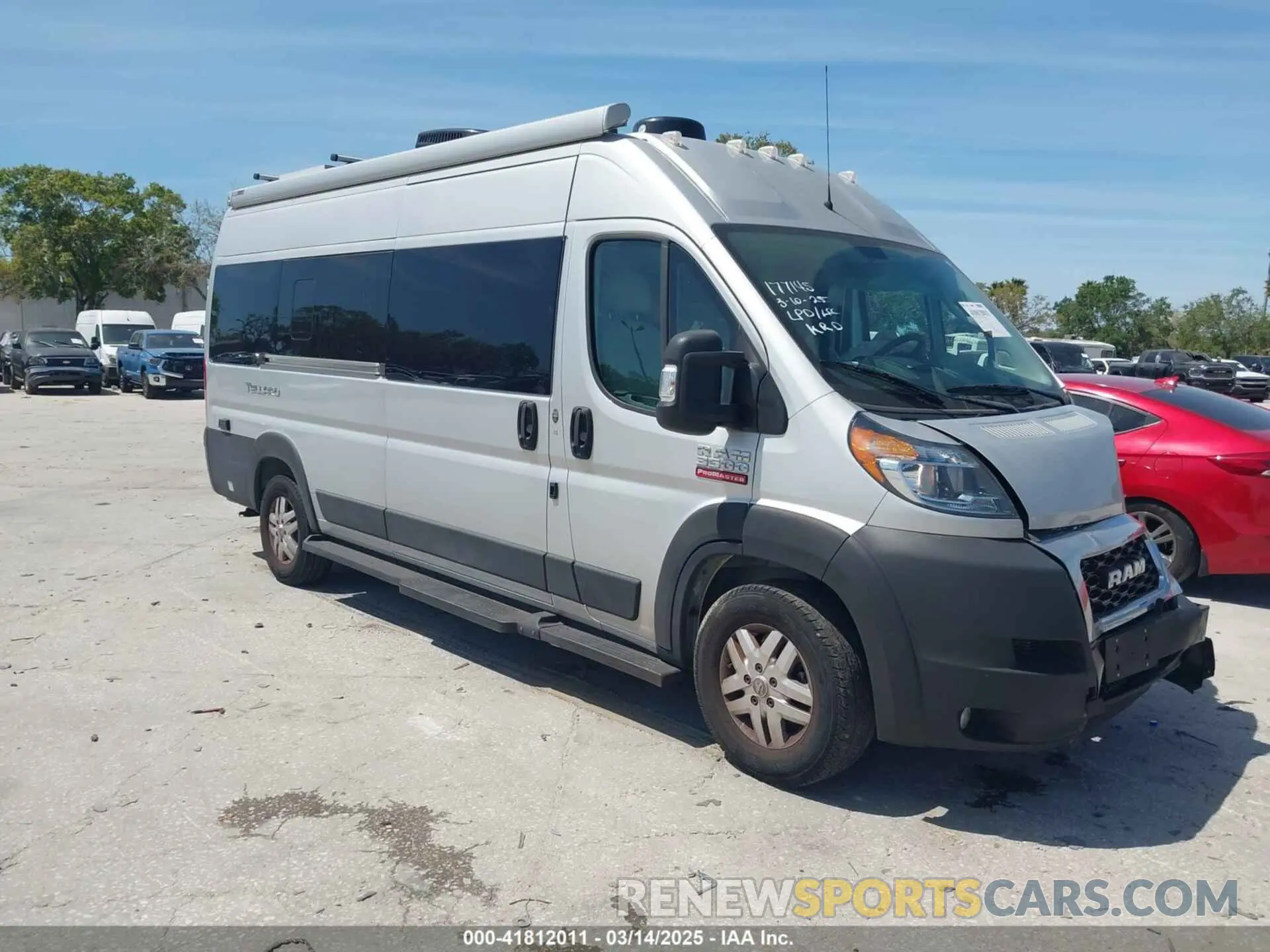 1 Photograph of a damaged car 3C6MRVUG5ME550939 RAM PROMASTER 3500 2021