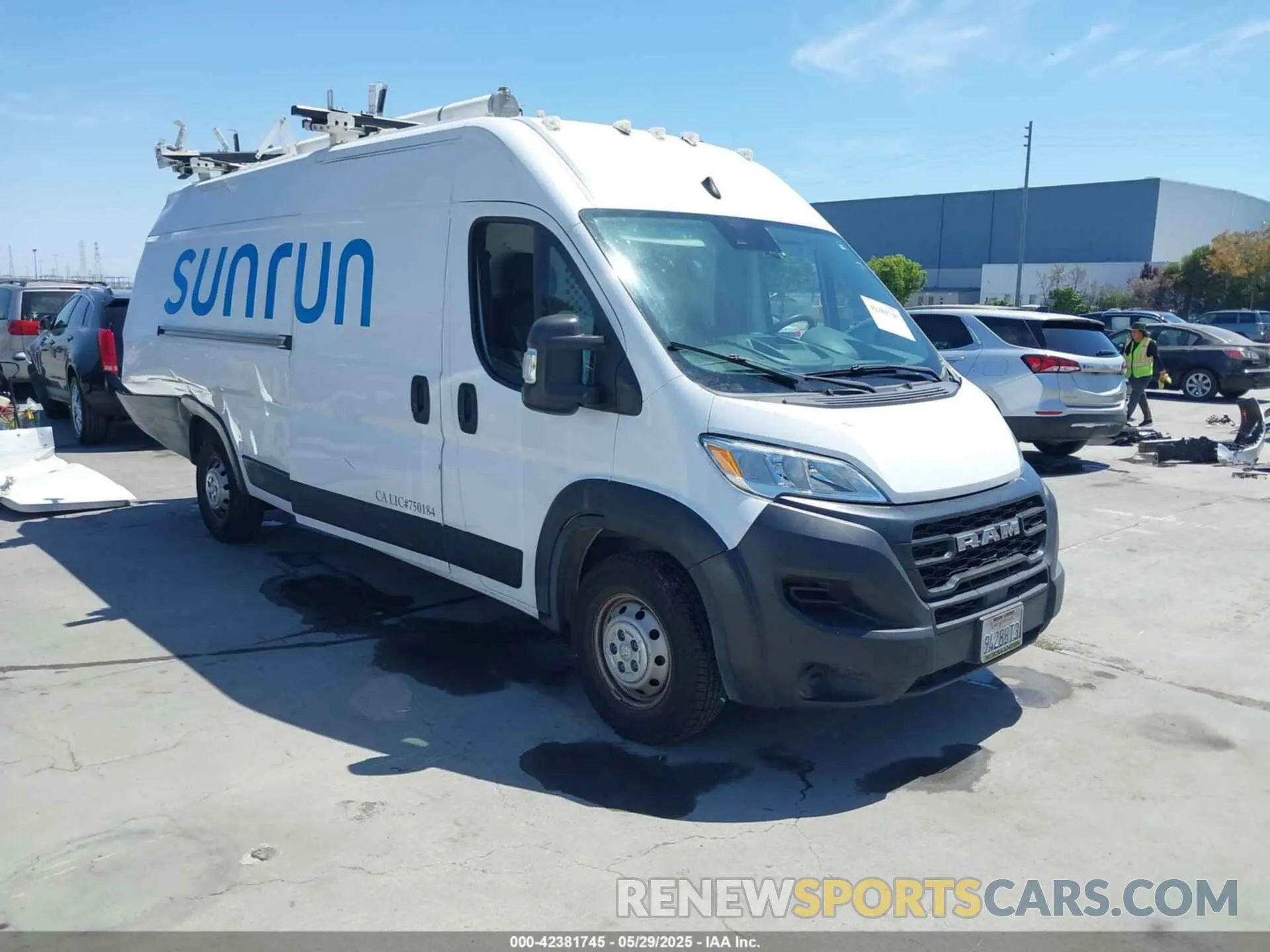 1 Photograph of a damaged car 3C6MRVJG2PE526171 RAM PROMASTER 3500 2023