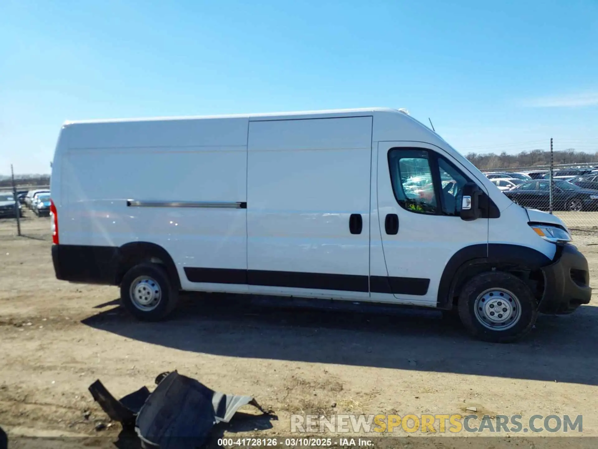 14 Photograph of a damaged car 3C6MRVJG6PE512967 RAM PROMASTER 3500 2023
