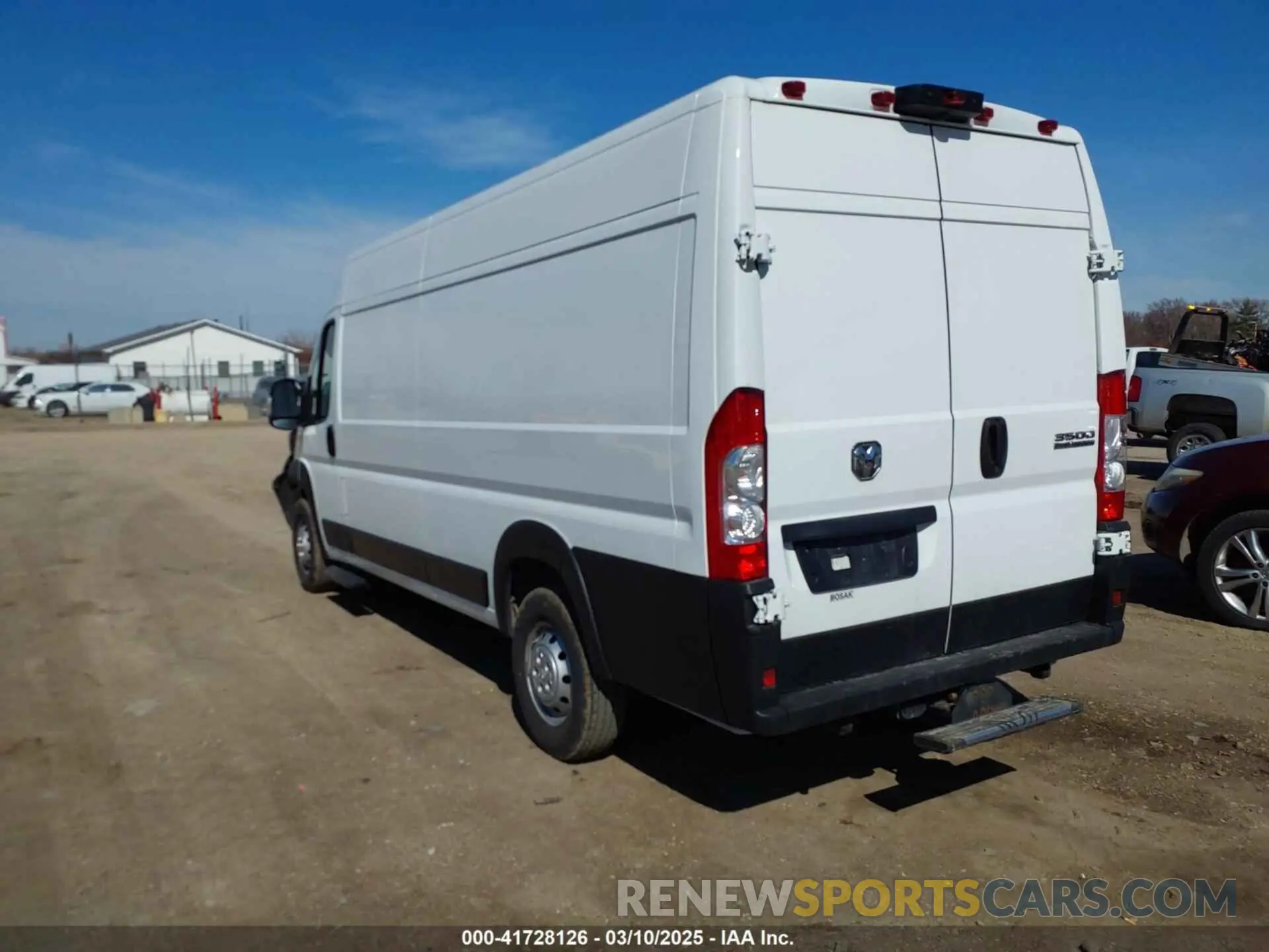 3 Photograph of a damaged car 3C6MRVJG6PE512967 RAM PROMASTER 3500 2023