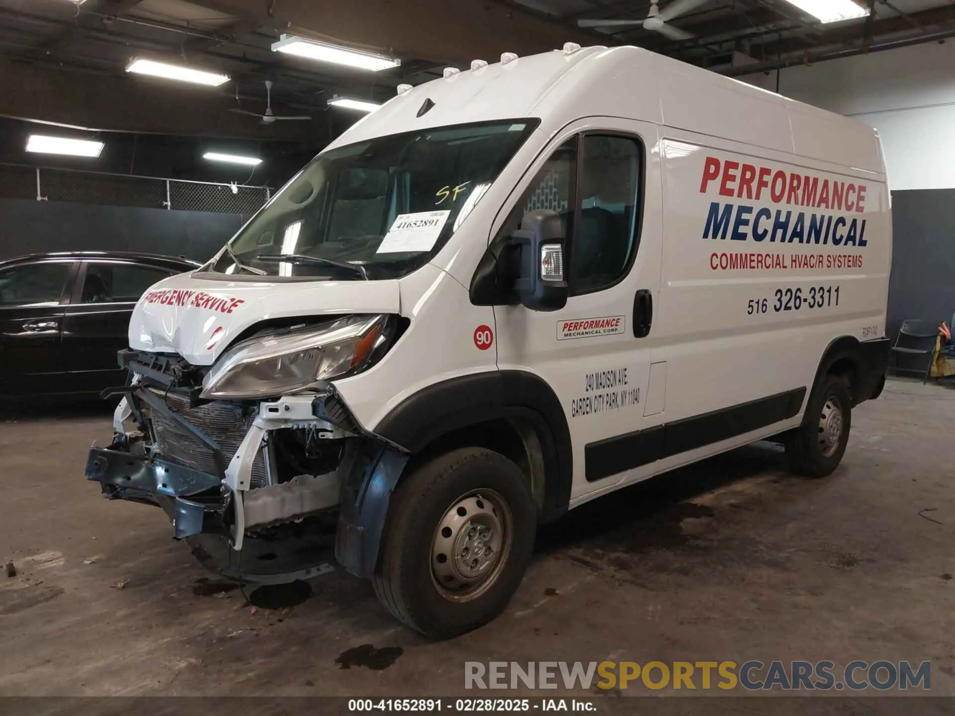 2 Photograph of a damaged car 3C6MRVXG0PE567146 RAM PROMASTER 3500 2023