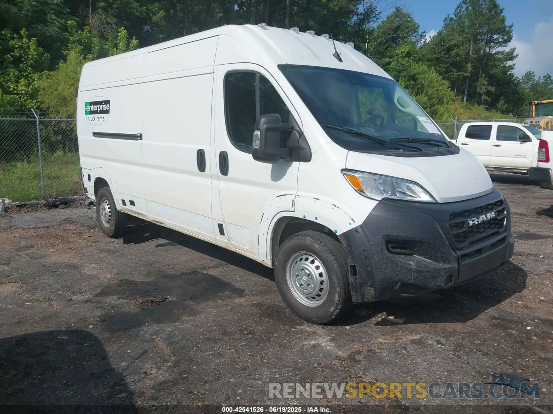 1 Фотография поврежденного автомобиля 3C6MRVHG8SE548674 RAM PROMASTER 3500 2025