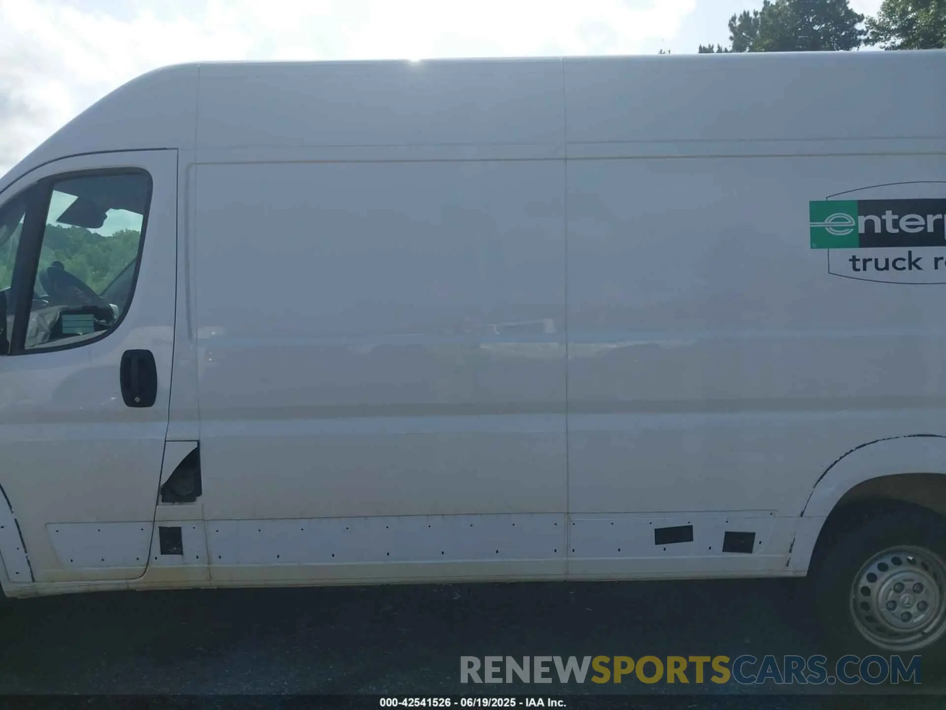 13 Фотография поврежденного автомобиля 3C6MRVHG8SE548674 RAM PROMASTER 3500 2025