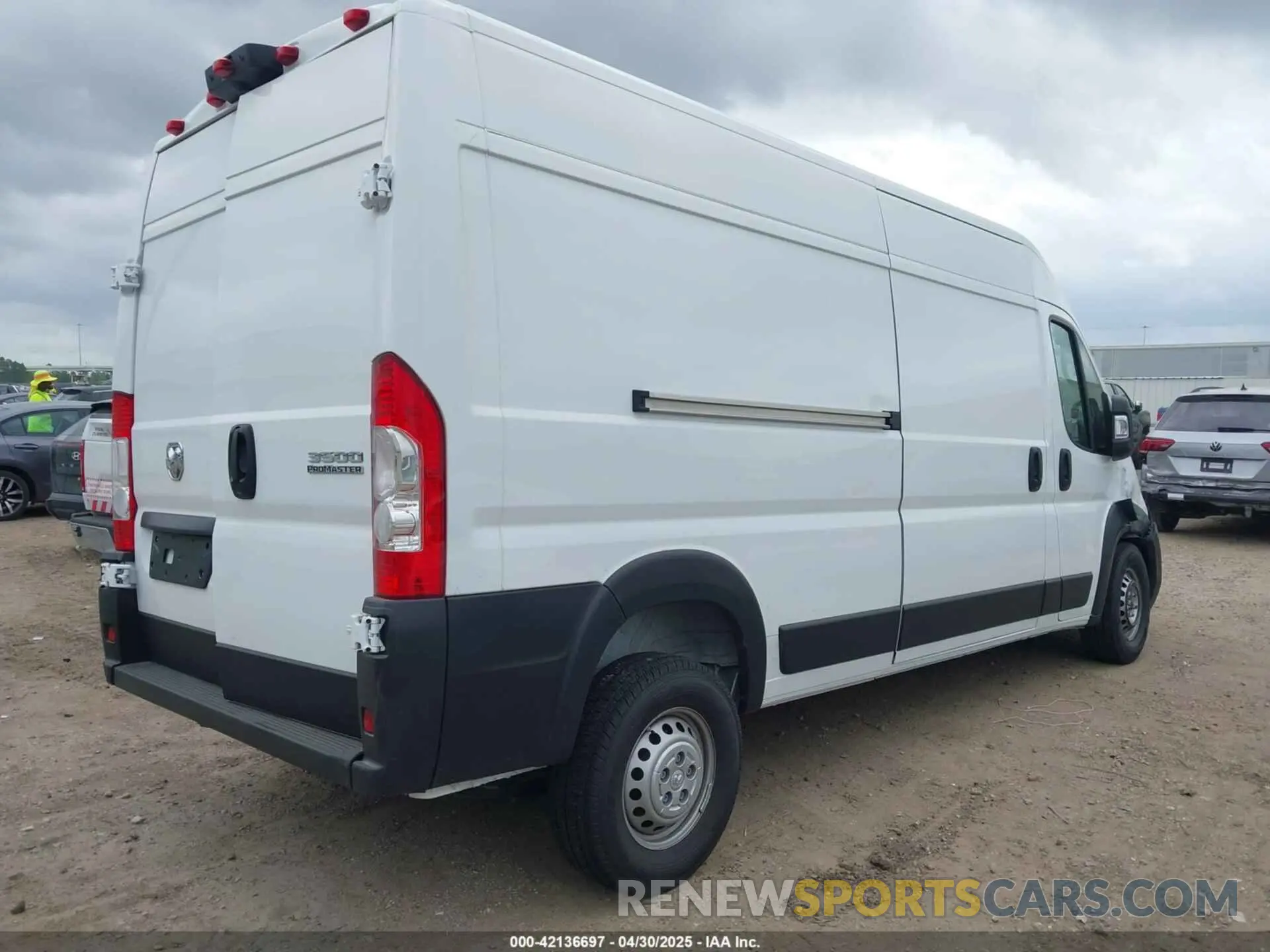 4 Фотография поврежденного автомобиля 3C6MRVHG8SE548996 RAM PROMASTER 3500 2025