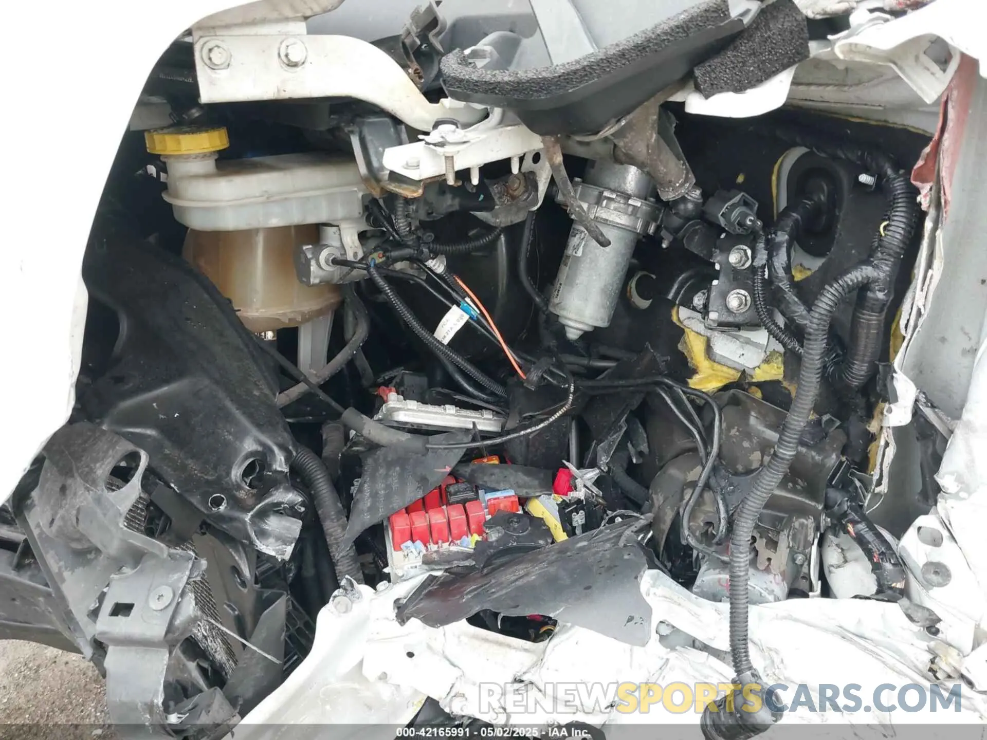 17 Photograph of a damaged car 3C7WRVMG4ME552122 RAM PROMASTER 3500 CUTAWAY 2021