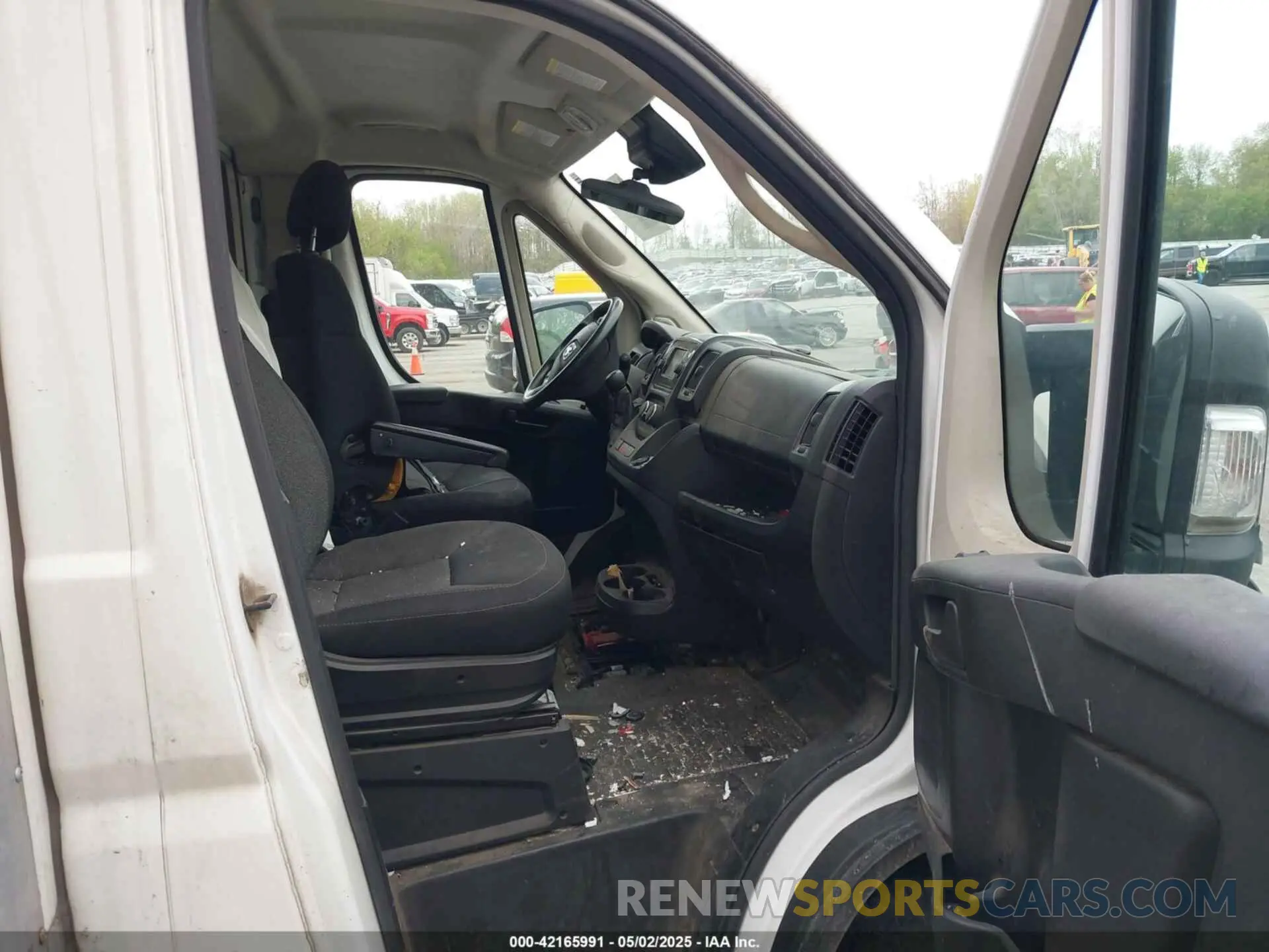 7 Photograph of a damaged car 3C7WRVMG4ME552122 RAM PROMASTER 3500 CUTAWAY 2021