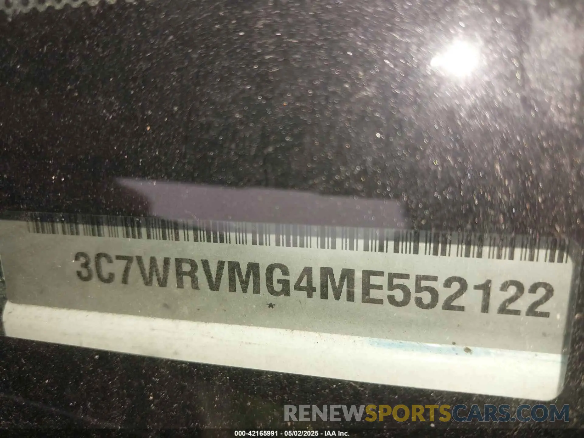 8 Photograph of a damaged car 3C7WRVMG4ME552122 RAM PROMASTER 3500 CUTAWAY 2021