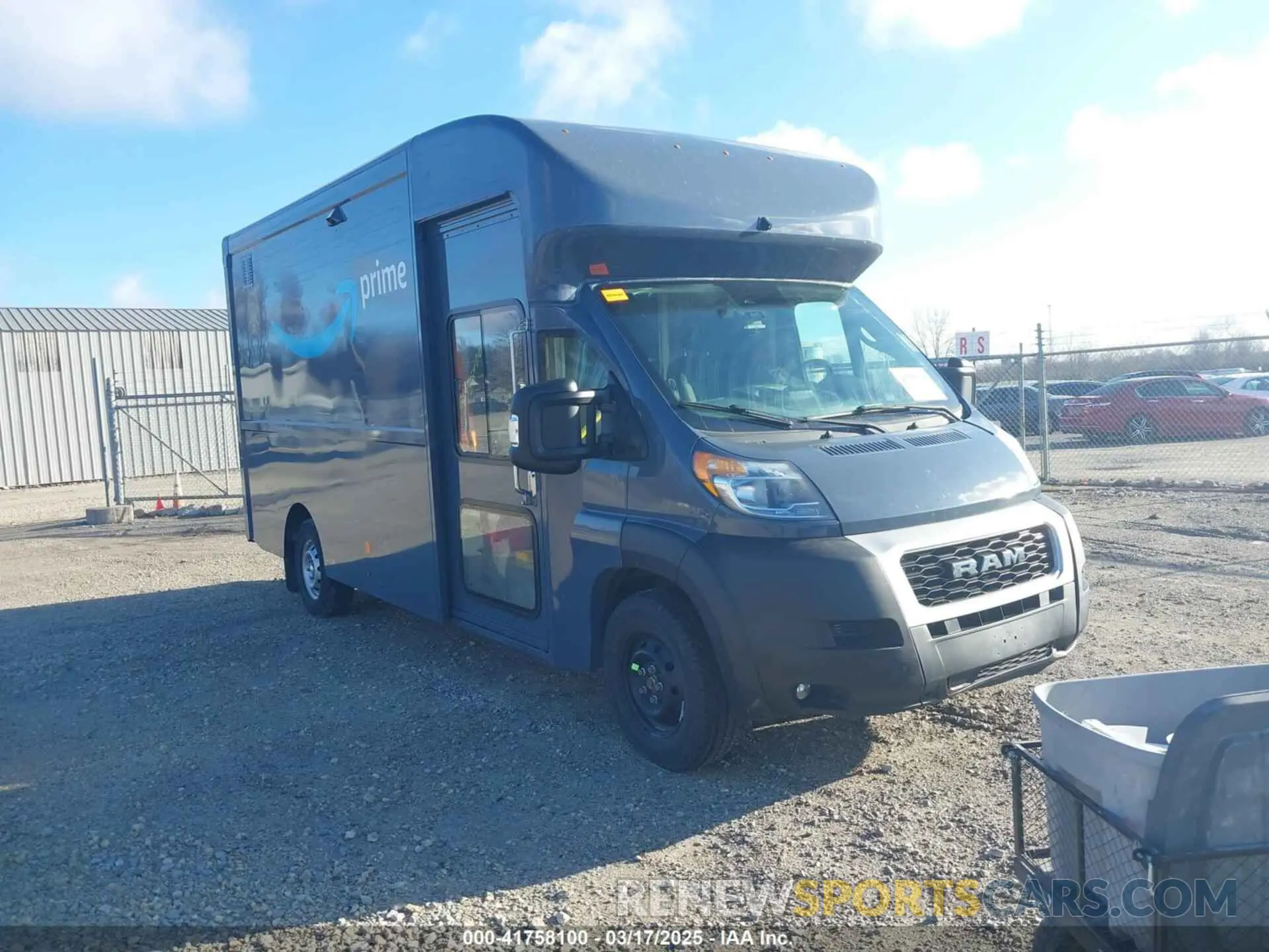 1 Photograph of a damaged car 3C7WRVMG1NE126017 RAM PROMASTER 3500 CUTAWAY 2022