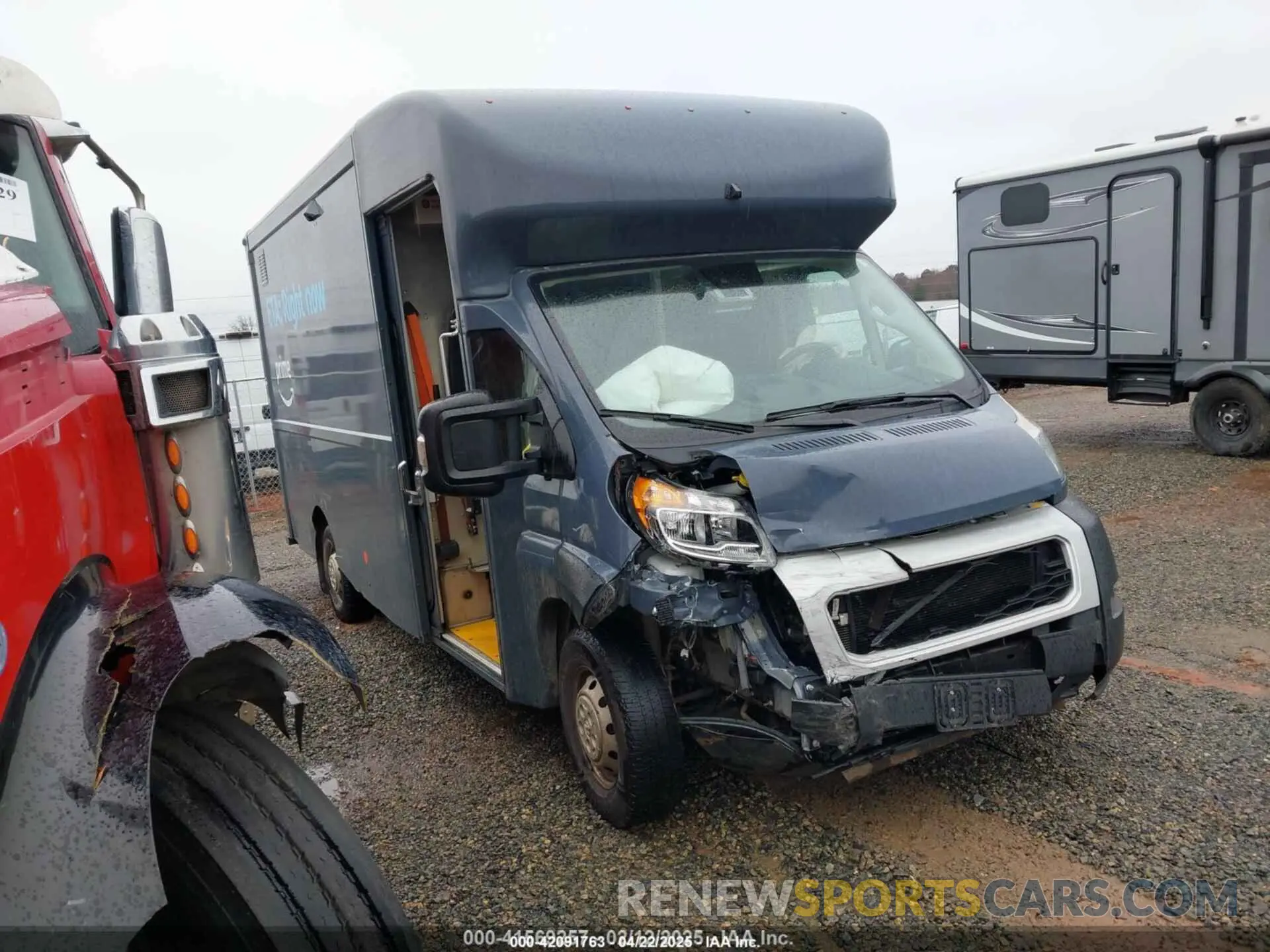1 Photograph of a damaged car 3C7WRVMG8NE116956 RAM PROMASTER 3500 CUTAWAY 2022