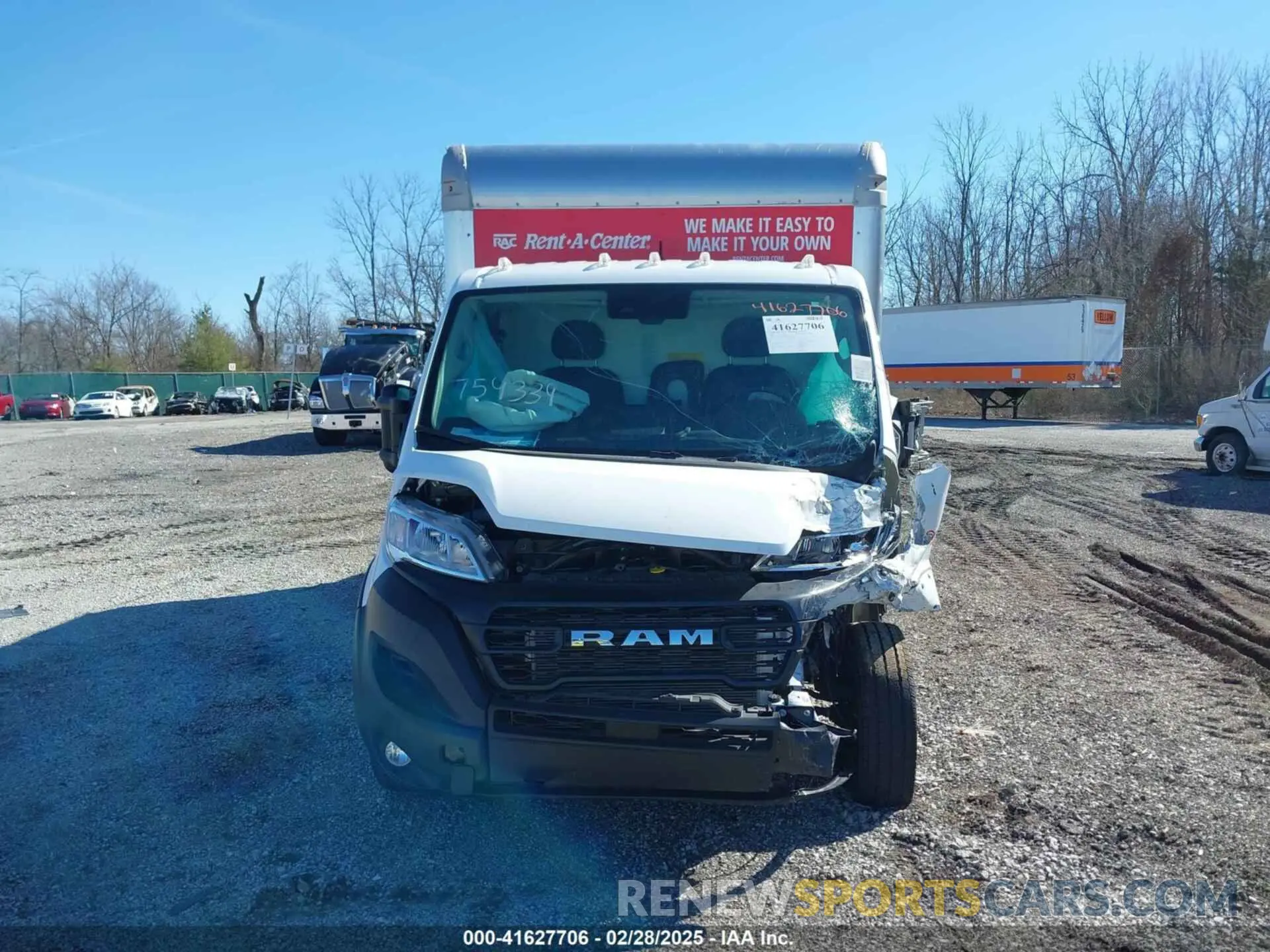 13 Photograph of a damaged car 3C7WRVLG7PE581636 RAM PROMASTER 3500 CUTAWAY 2023
