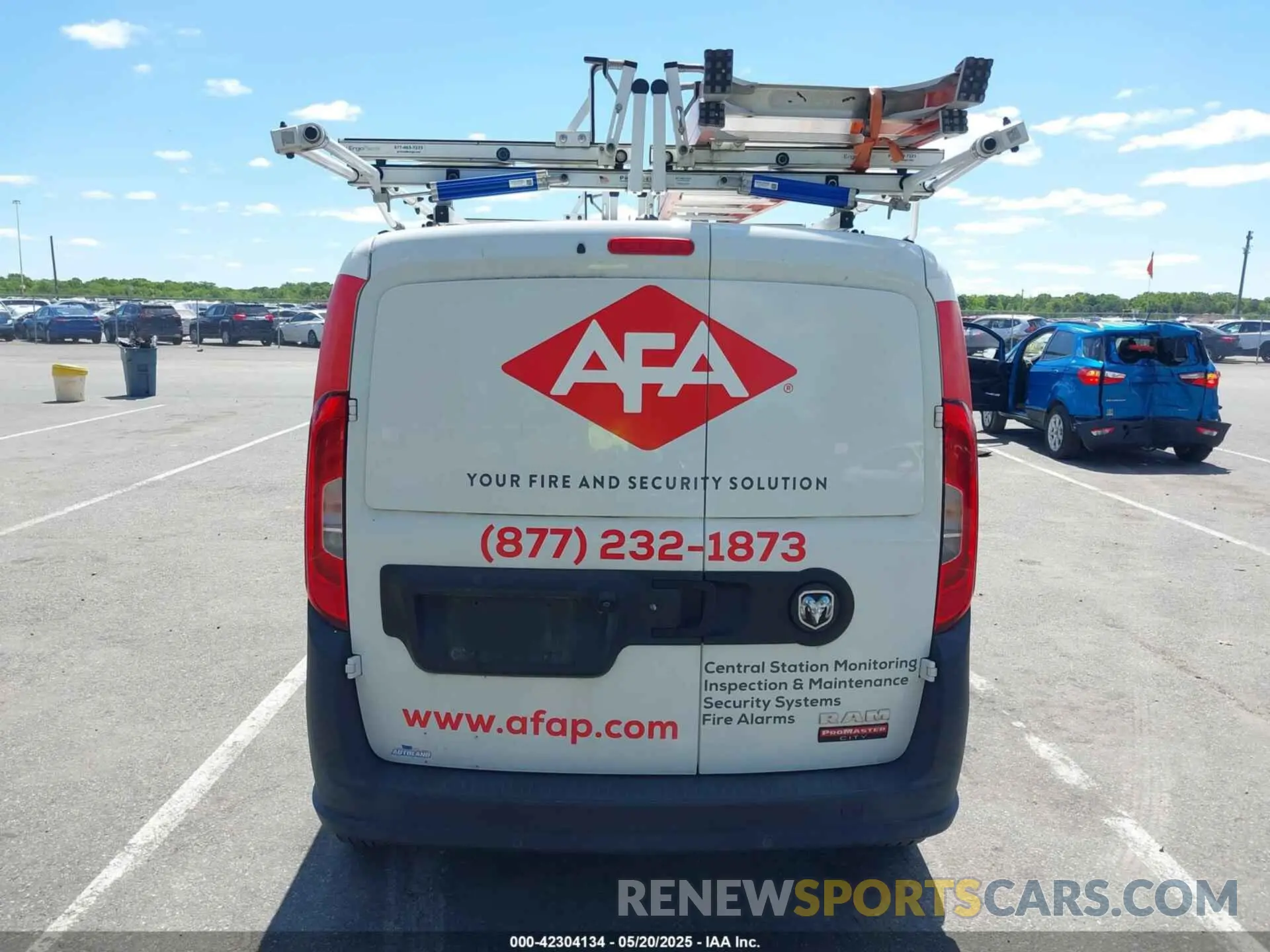16 Photograph of a damaged car ZFBHRFAB0K6N83944 RAM PROMASTER CITY 2019