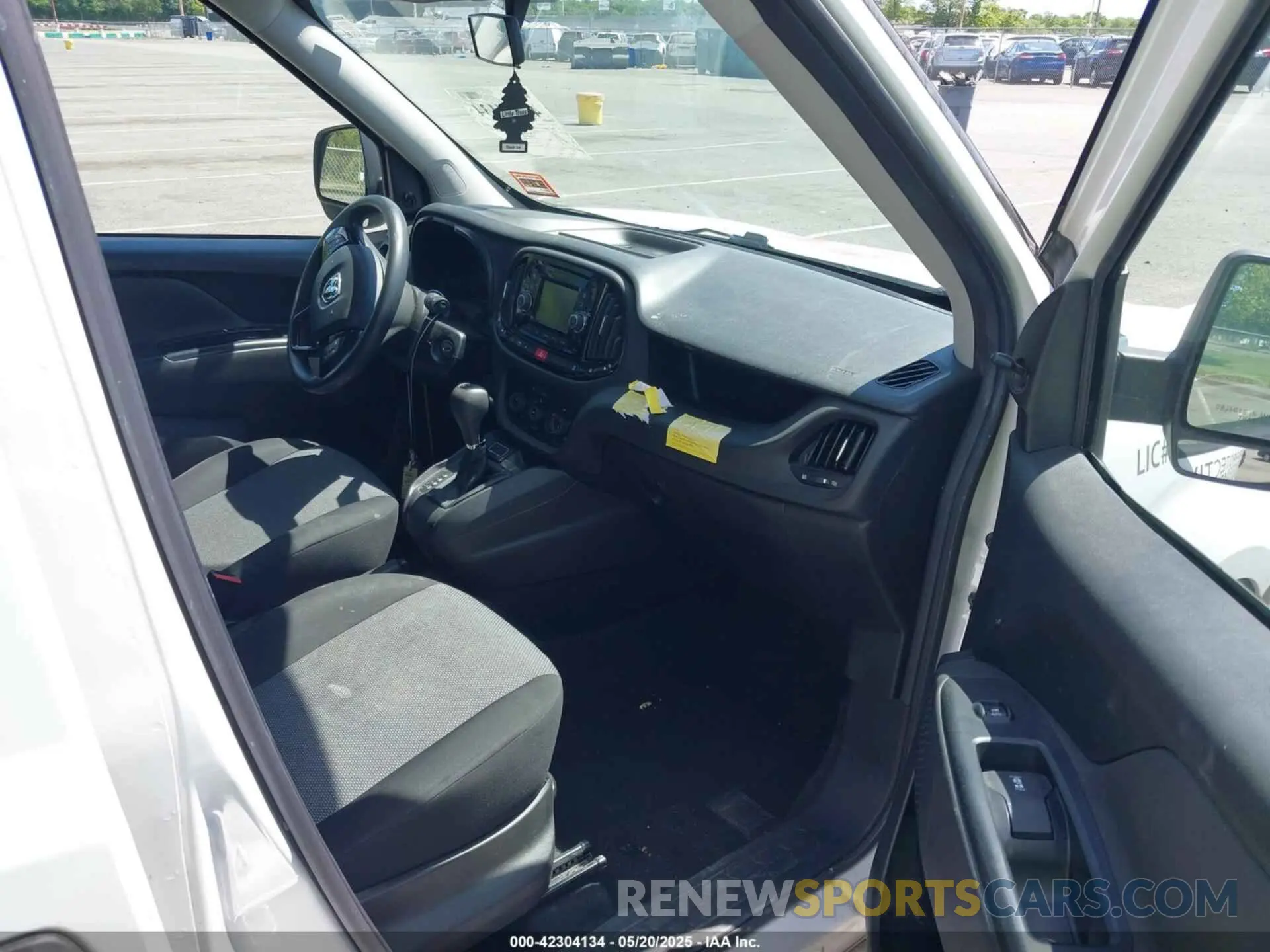 5 Photograph of a damaged car ZFBHRFAB0K6N83944 RAM PROMASTER CITY 2019
