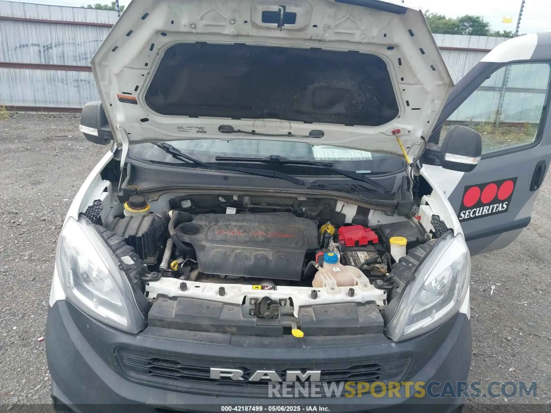 10 Photograph of a damaged car ZFBHRFAB1K6N71592 RAM PROMASTER CITY 2019