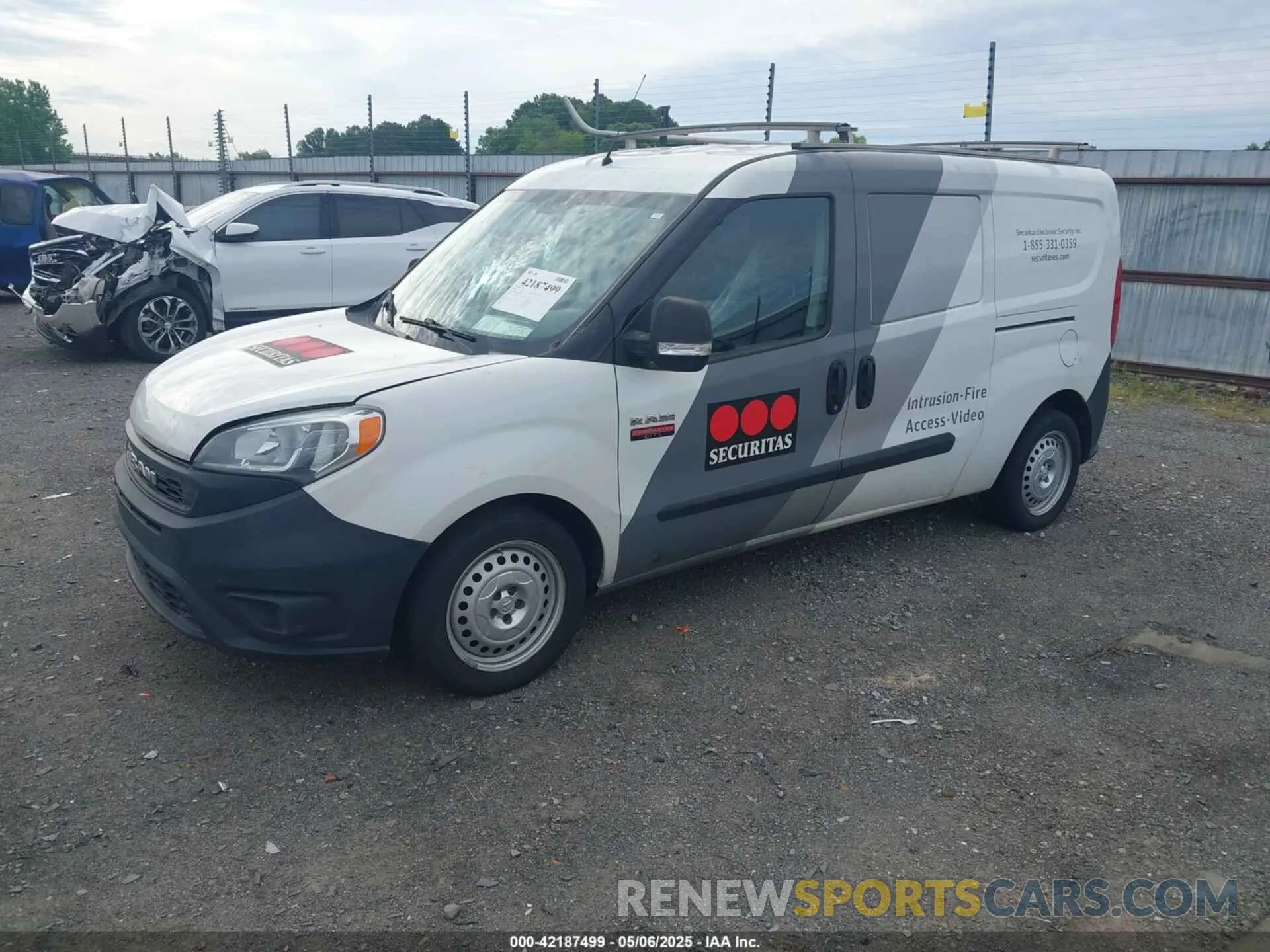 2 Photograph of a damaged car ZFBHRFAB1K6N71592 RAM PROMASTER CITY 2019