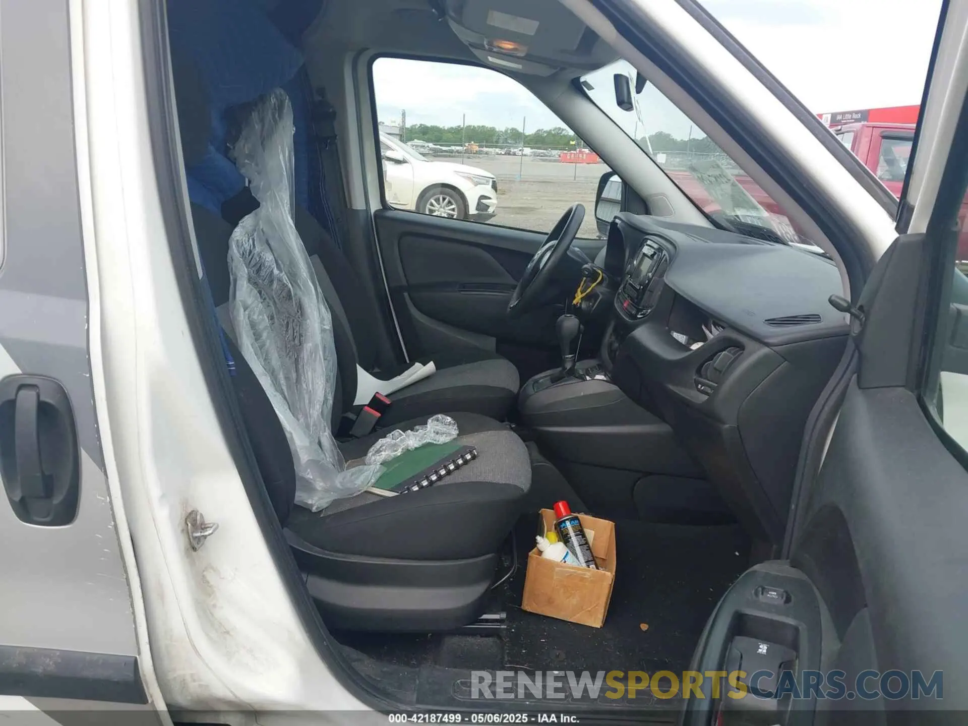 5 Photograph of a damaged car ZFBHRFAB1K6N71592 RAM PROMASTER CITY 2019