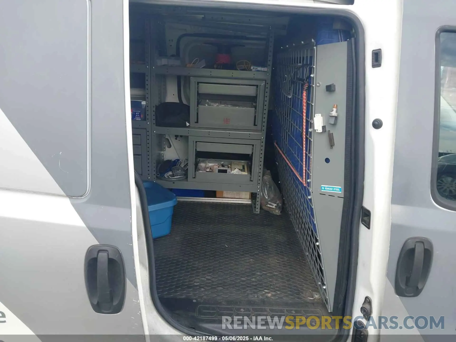 8 Photograph of a damaged car ZFBHRFAB1K6N71592 RAM PROMASTER CITY 2019