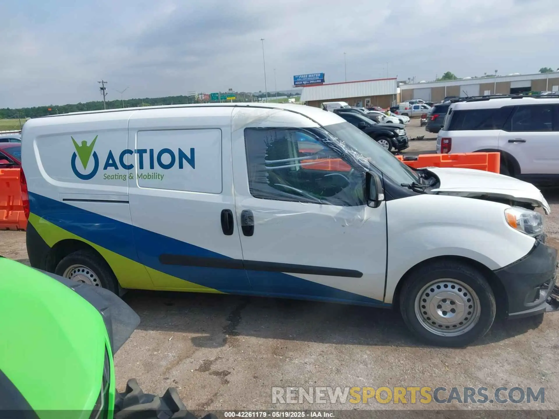 13 Photograph of a damaged car ZFBHRFABXK6M16958 RAM PROMASTER CITY 2019