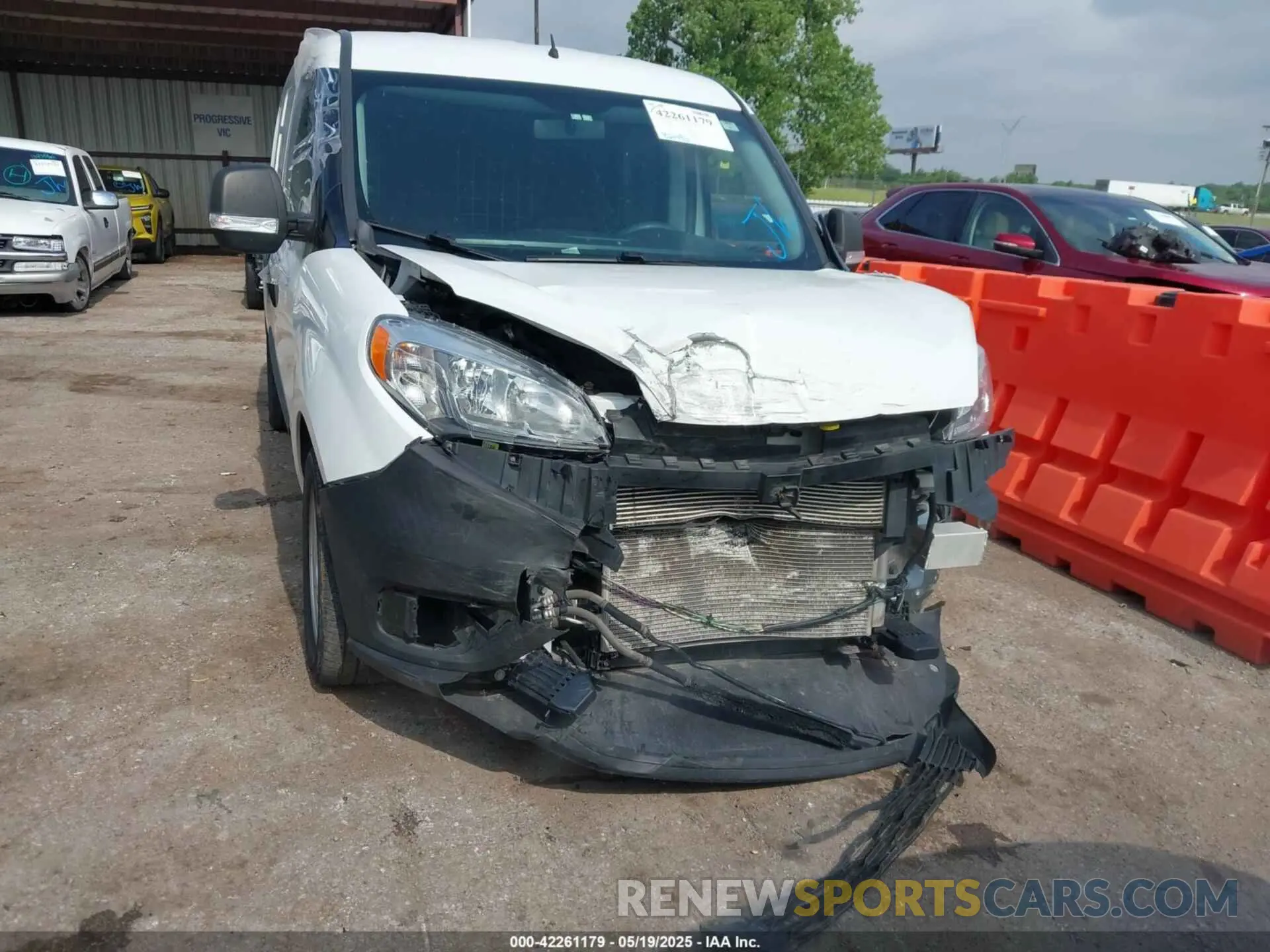 6 Photograph of a damaged car ZFBHRFABXK6M16958 RAM PROMASTER CITY 2019