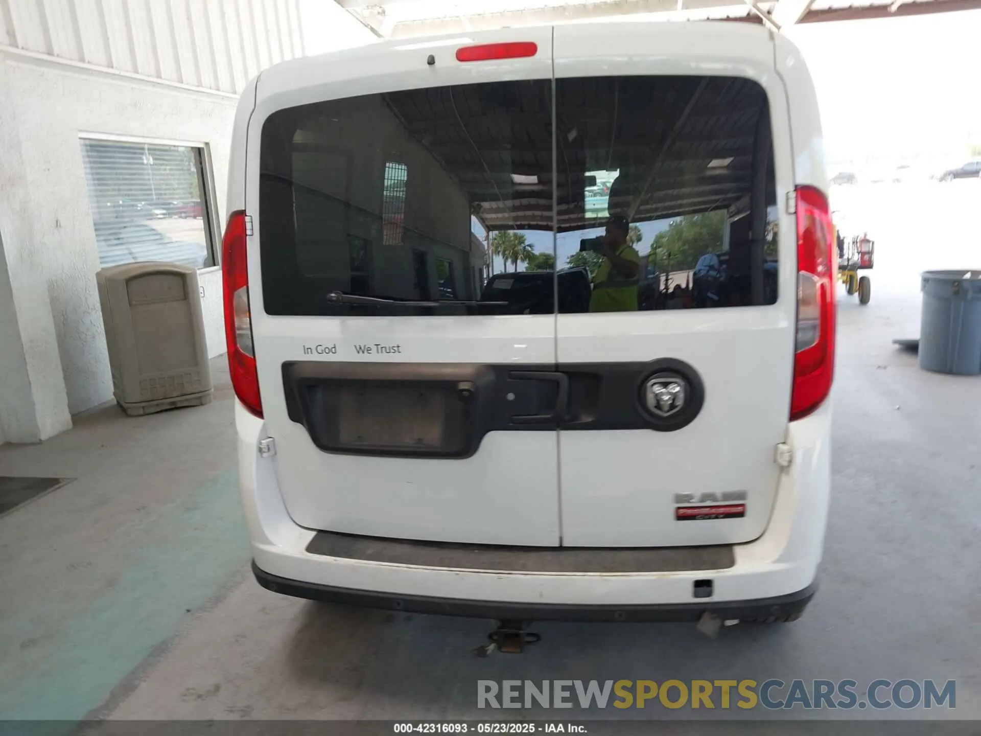 17 Photograph of a damaged car ZFBHRFBB0K6L95889 RAM PROMASTER CITY 2019