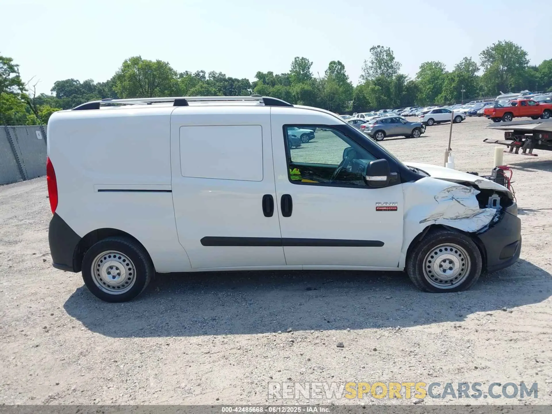 13 Photograph of a damaged car ZFBHRFAB1L6R66387 RAM PROMASTER CITY 2020