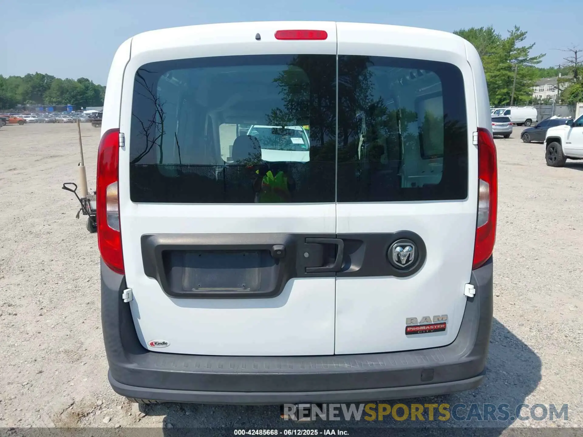 16 Photograph of a damaged car ZFBHRFAB1L6R66387 RAM PROMASTER CITY 2020