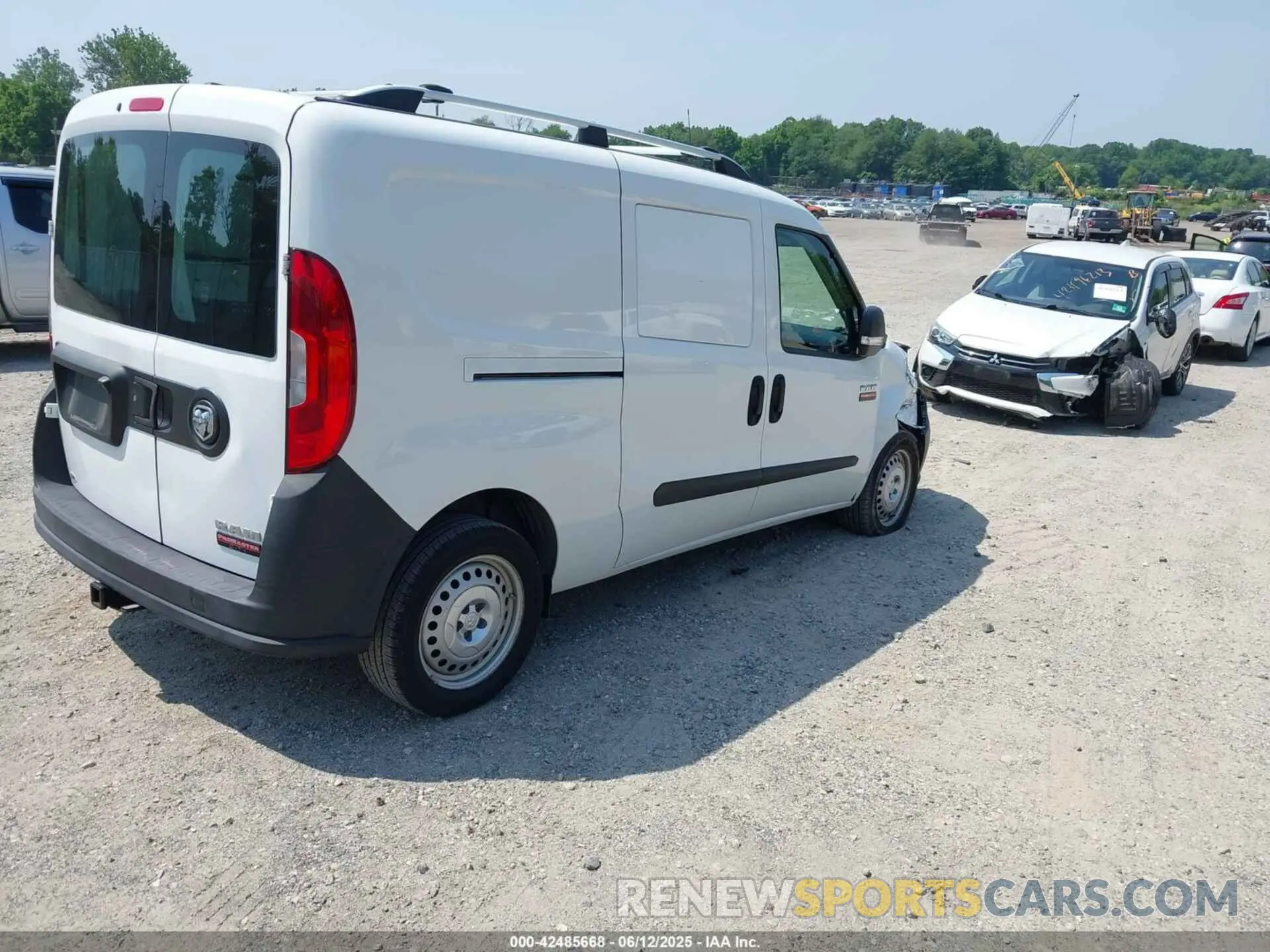 4 Photograph of a damaged car ZFBHRFAB1L6R66387 RAM PROMASTER CITY 2020