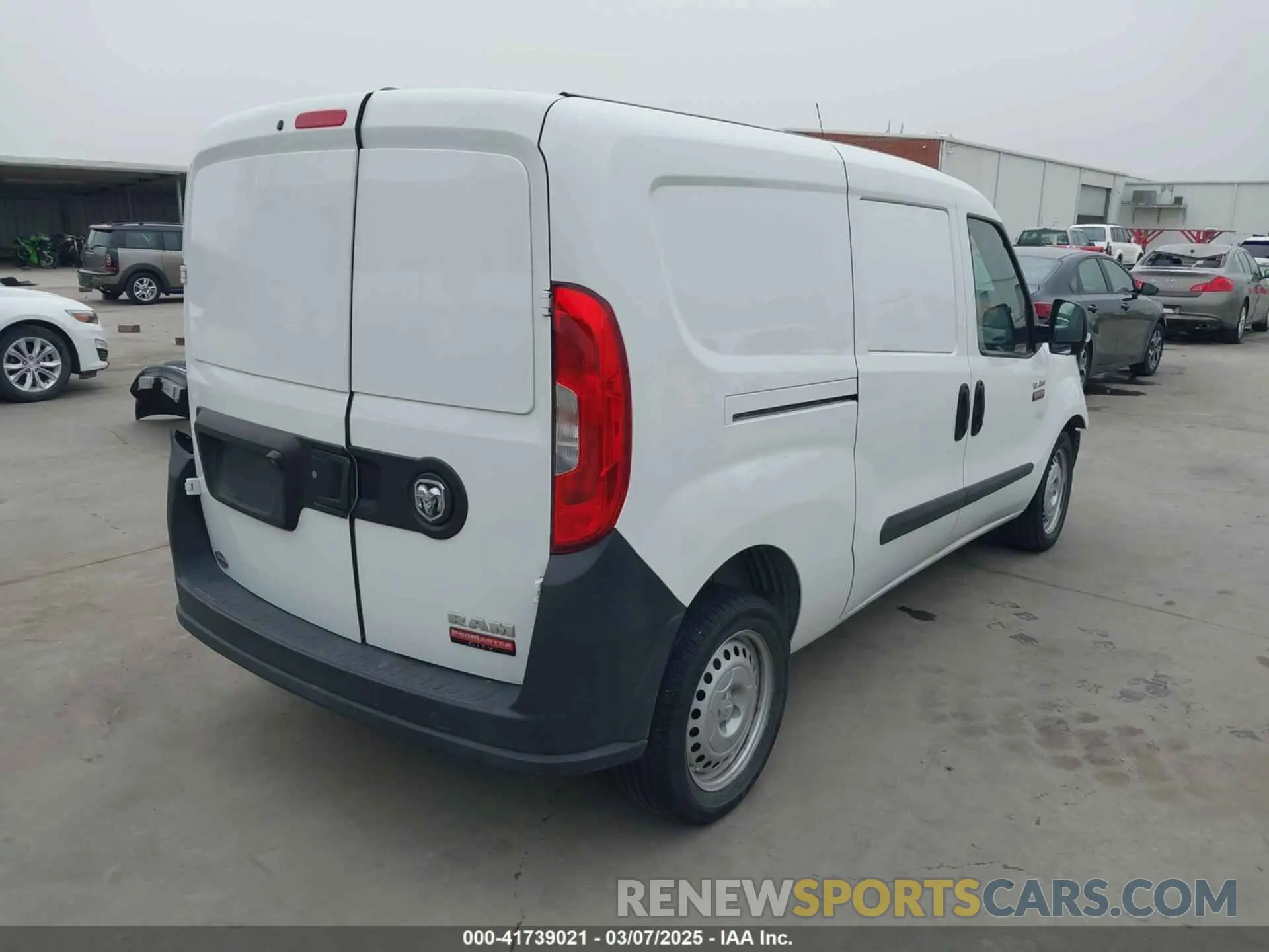 4 Photograph of a damaged car ZFBHRFAB2L6P38513 RAM PROMASTER CITY 2020