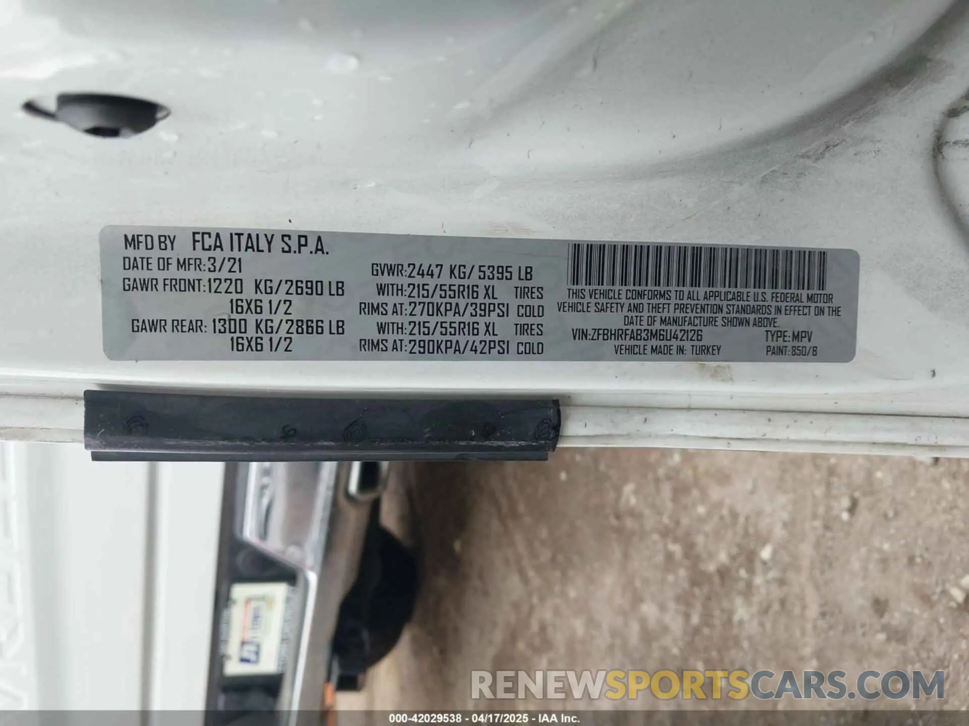 9 Photograph of a damaged car ZFBHRFAB3M6U42126 RAM PROMASTER CITY 2021