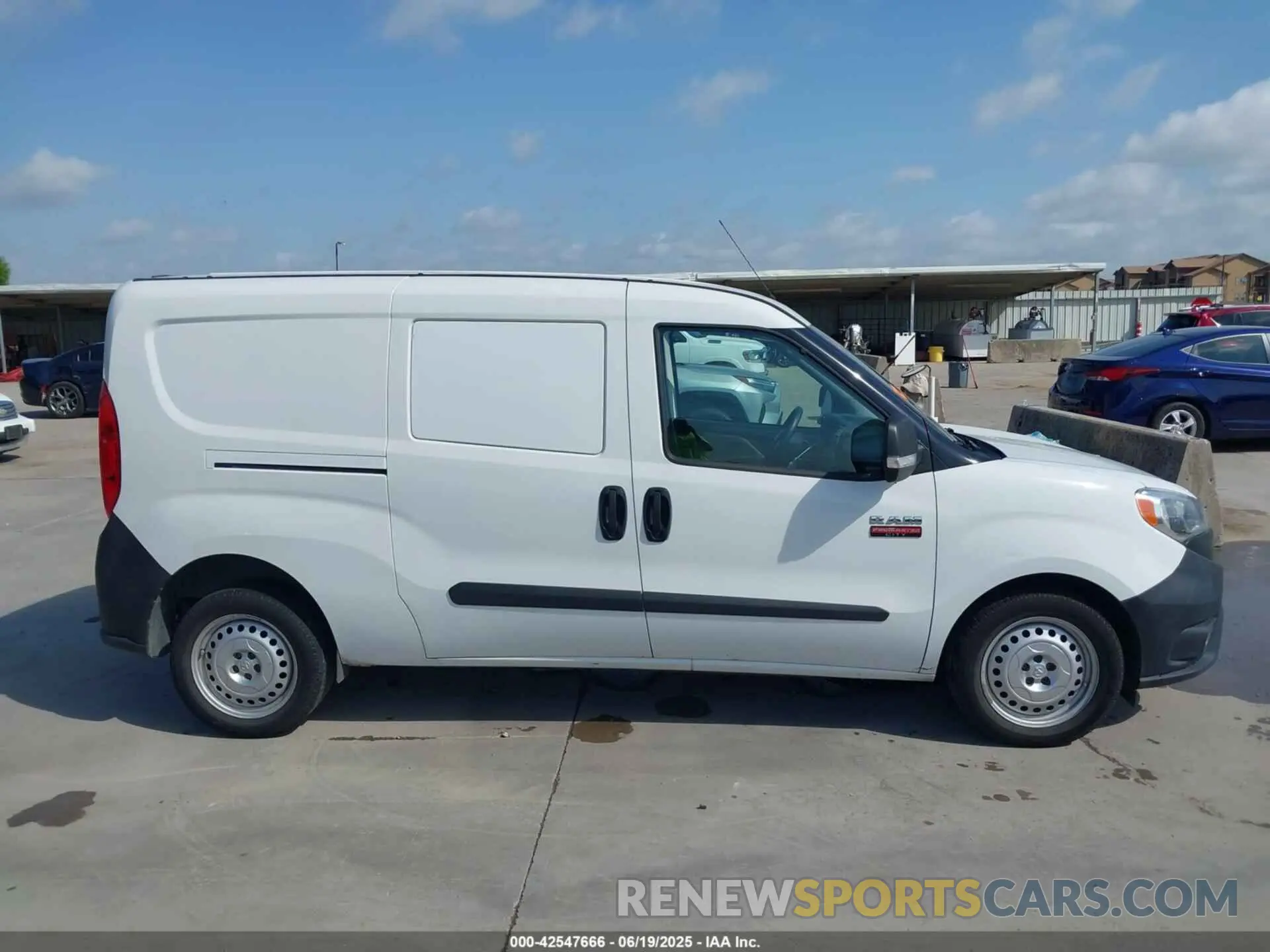 13 Photograph of a damaged car ZFBHRFAB5M6U20466 RAM PROMASTER CITY 2021