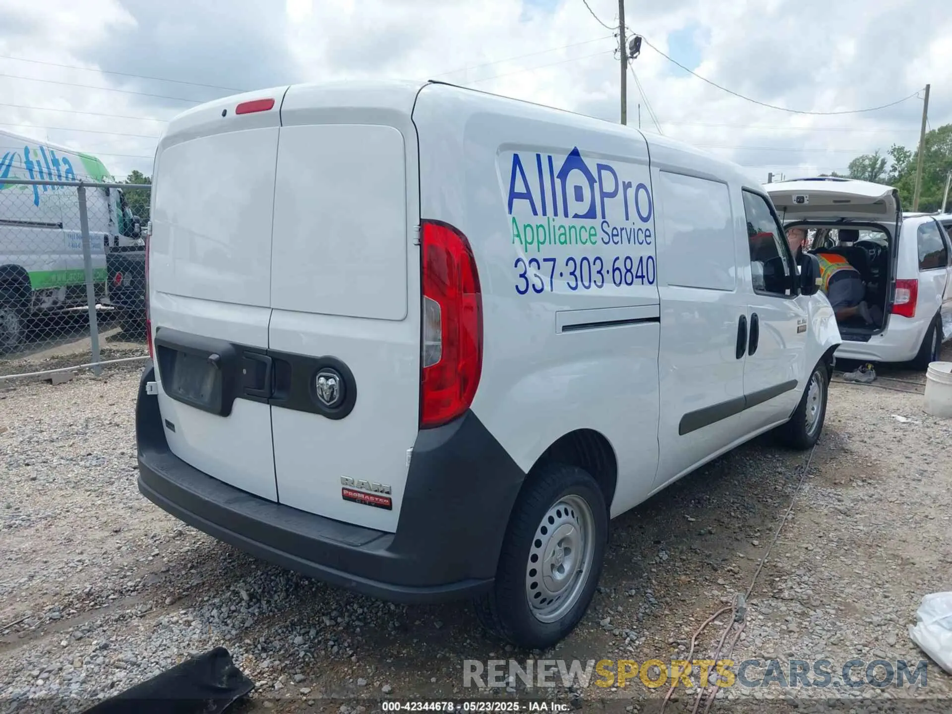 4 Photograph of a damaged car ZFBHRFABXM6U80386 RAM PROMASTER CITY 2021